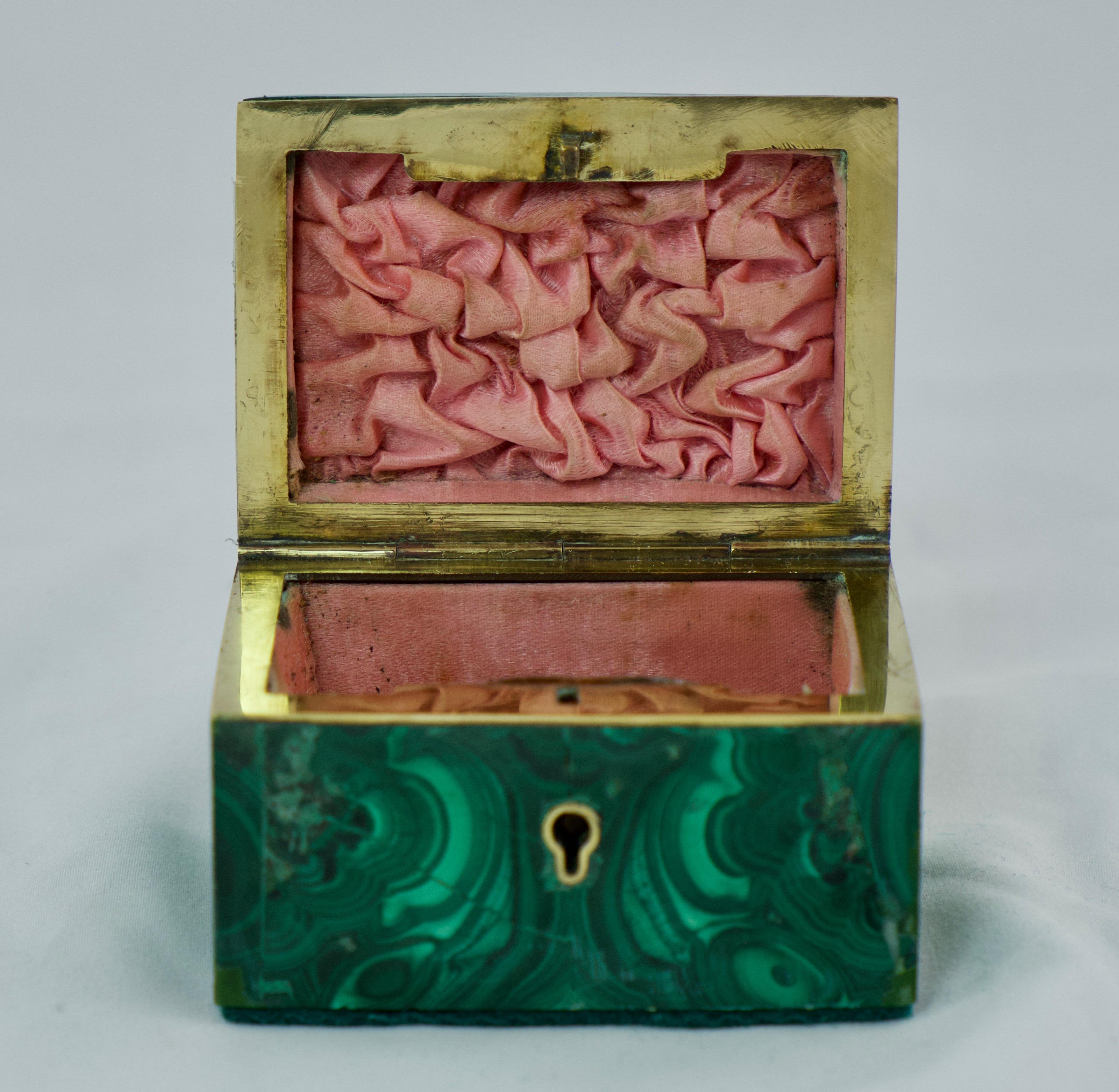 Small Malachite Box, Late 19t C In Good Condition In Stockholm, SE
