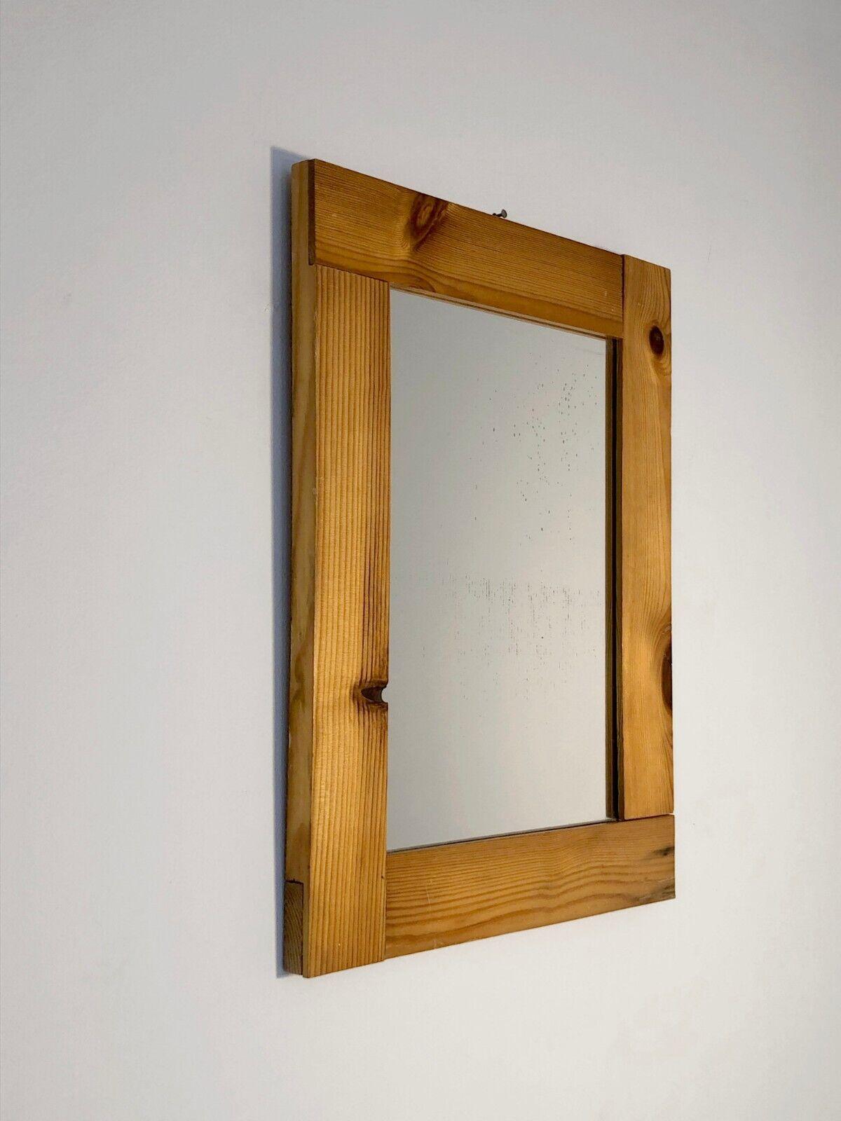 A Small MODERNIST MIRROR in CHARLOTTE PERRIAND & PIERRE CHAPO Style, France 1950 In Fair Condition For Sale In PARIS, FR