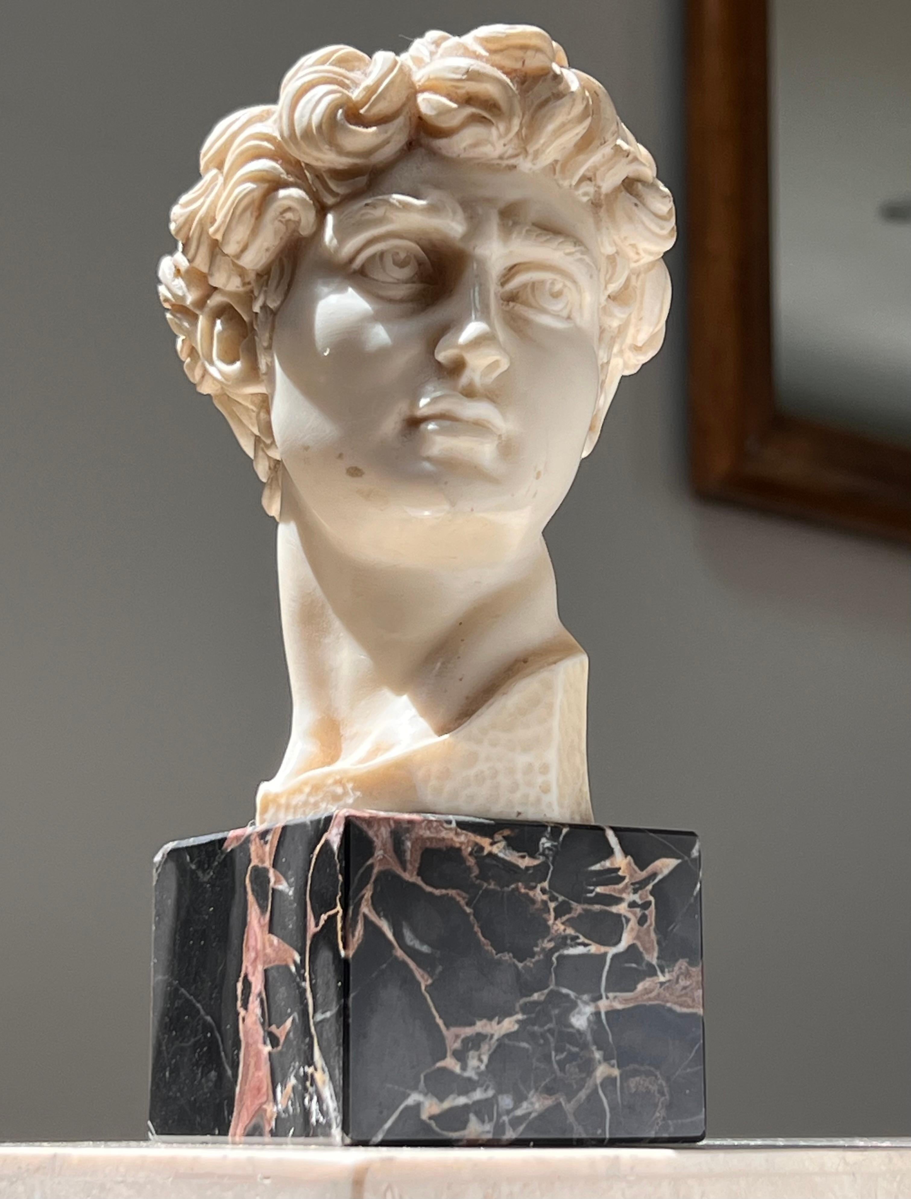 Petit buste néoclassique du David de G. Ruggeri, signé, 20e siècle 5