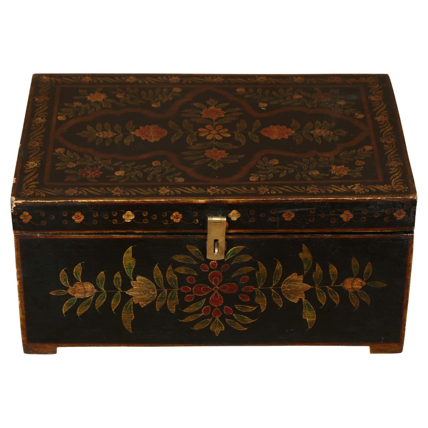 Small Painted Box with Floral Design For Sale at 1stDibs