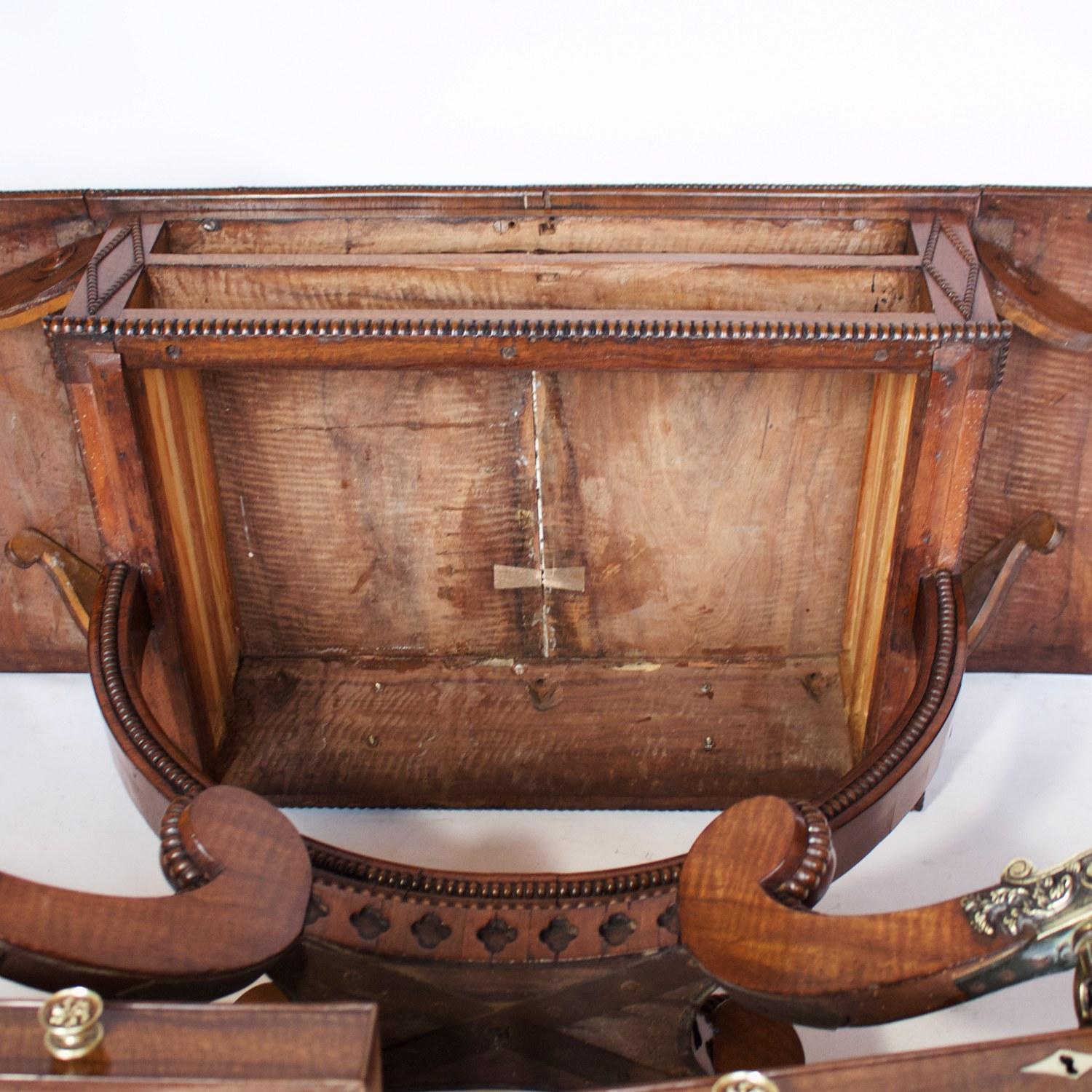 Small Regency Sofa Table, Rosewood and Mahogany, circa 1815 4