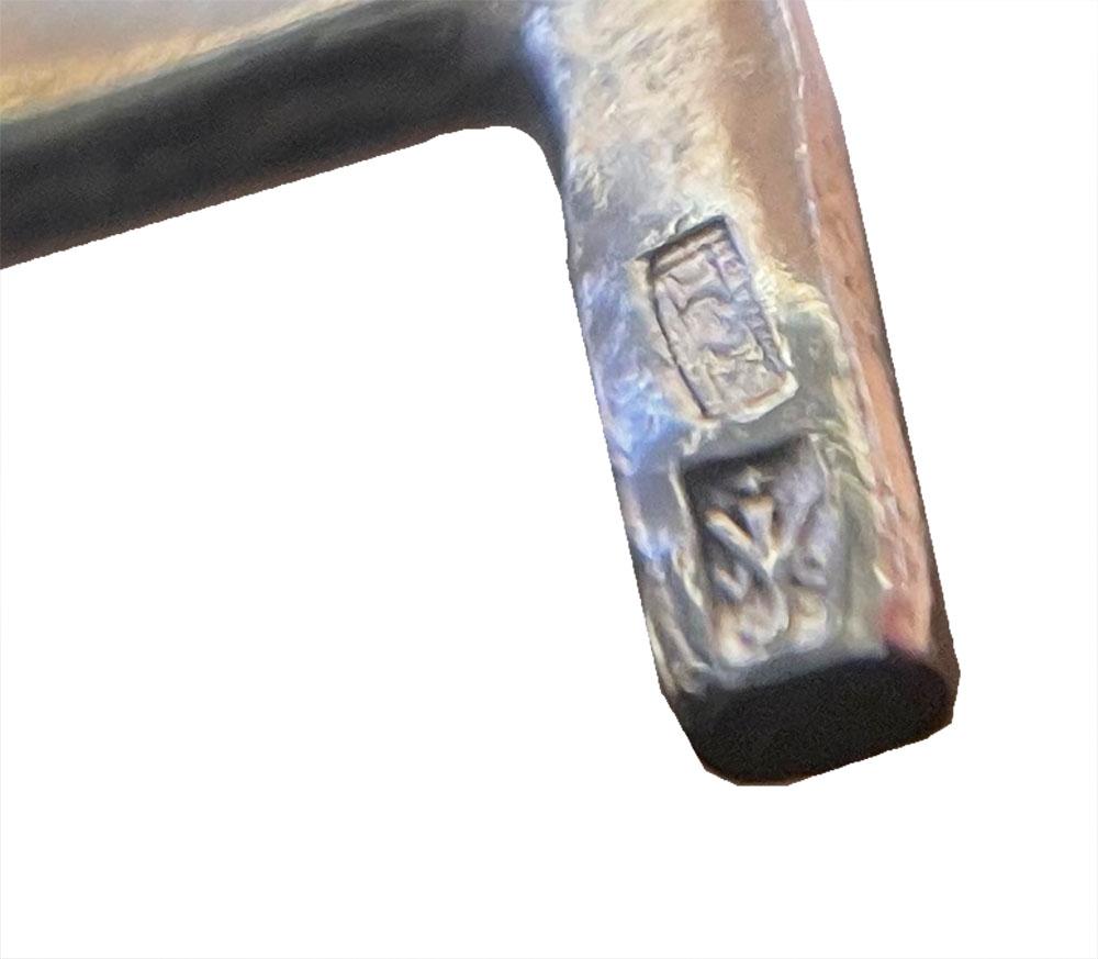 Vela de cámara pequeña de plata Silver en venta