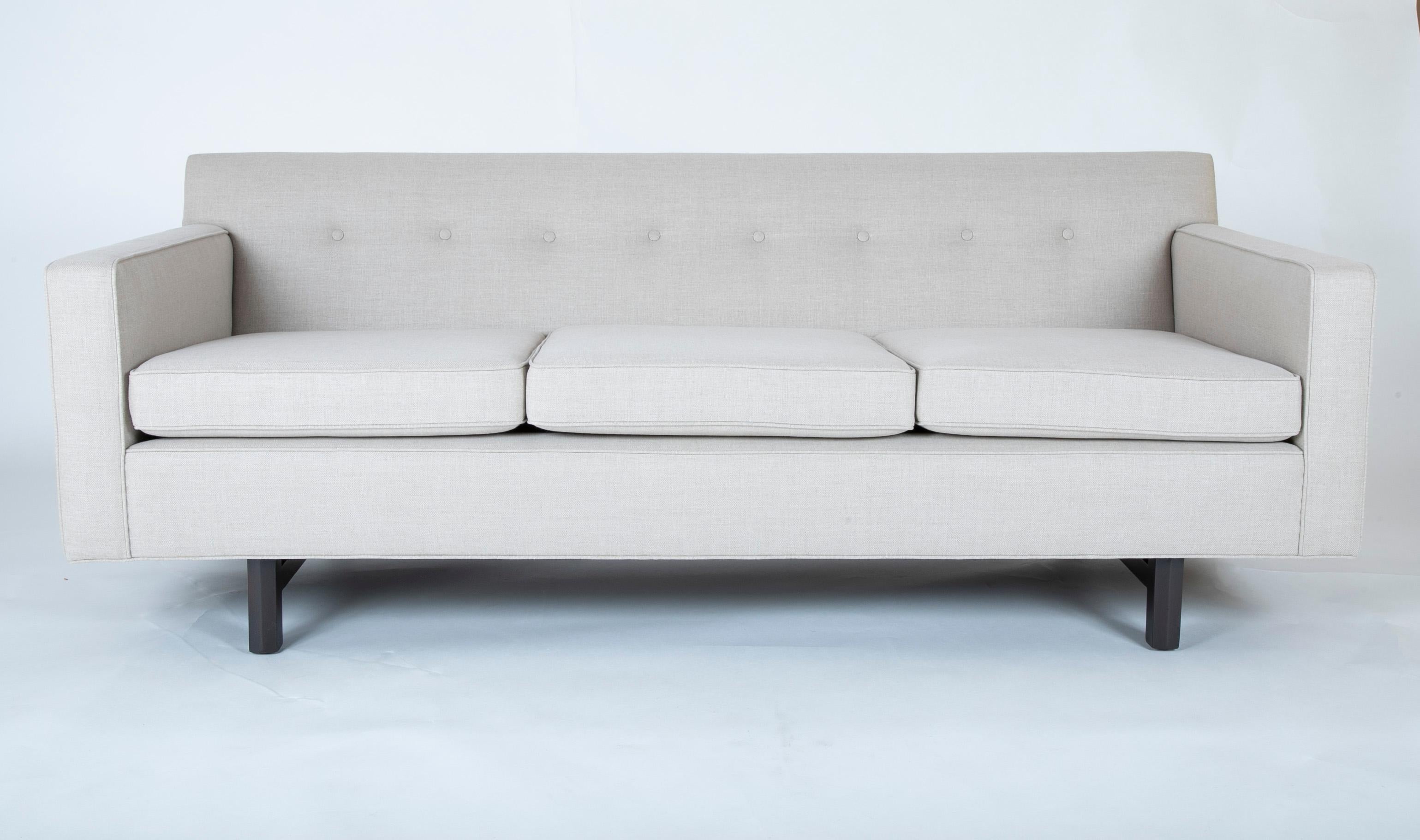 Sofa, entworfen von Edward Wormley und hergestellt von Dunbar (Moderne der Mitte des Jahrhunderts) im Angebot