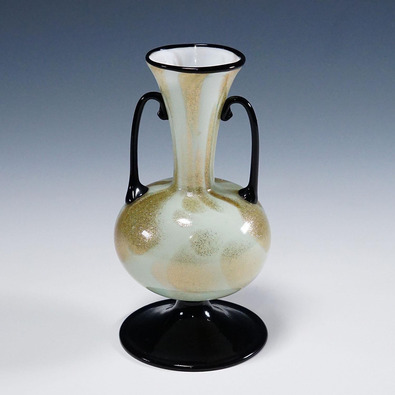 Mid-Century Modern A Soffiato Glass Vase with Aventurine by Fratelli Toso (attr.), Murano ca. 1930s For Sale