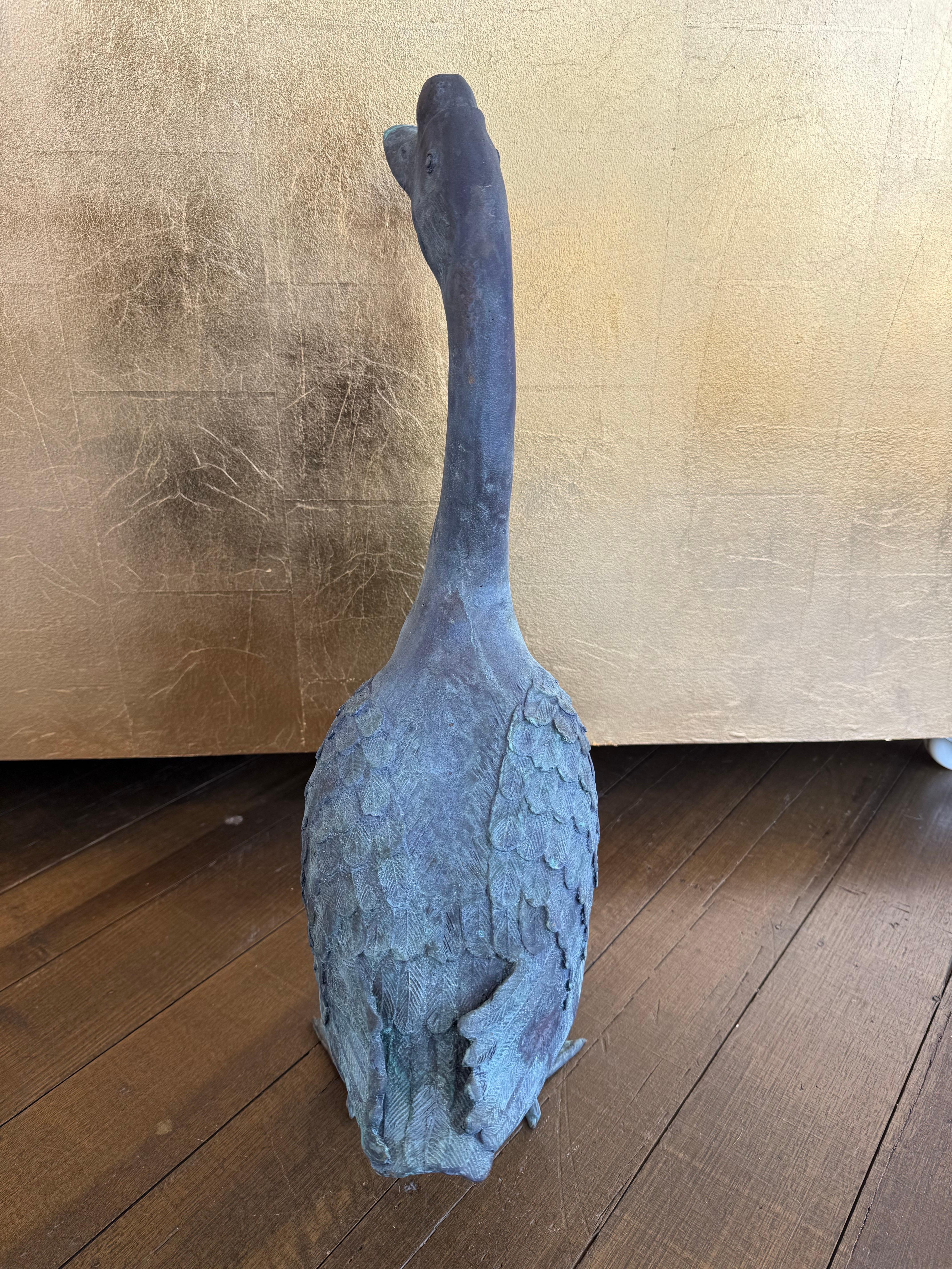 Eine Gans aus massivem Bronzeguss im Angebot 7