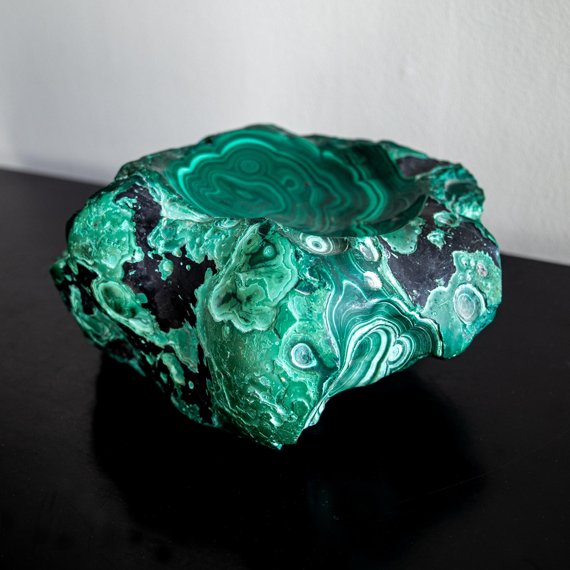 Italian A solid malachite vide poche block, Italy 1970 For Sale
