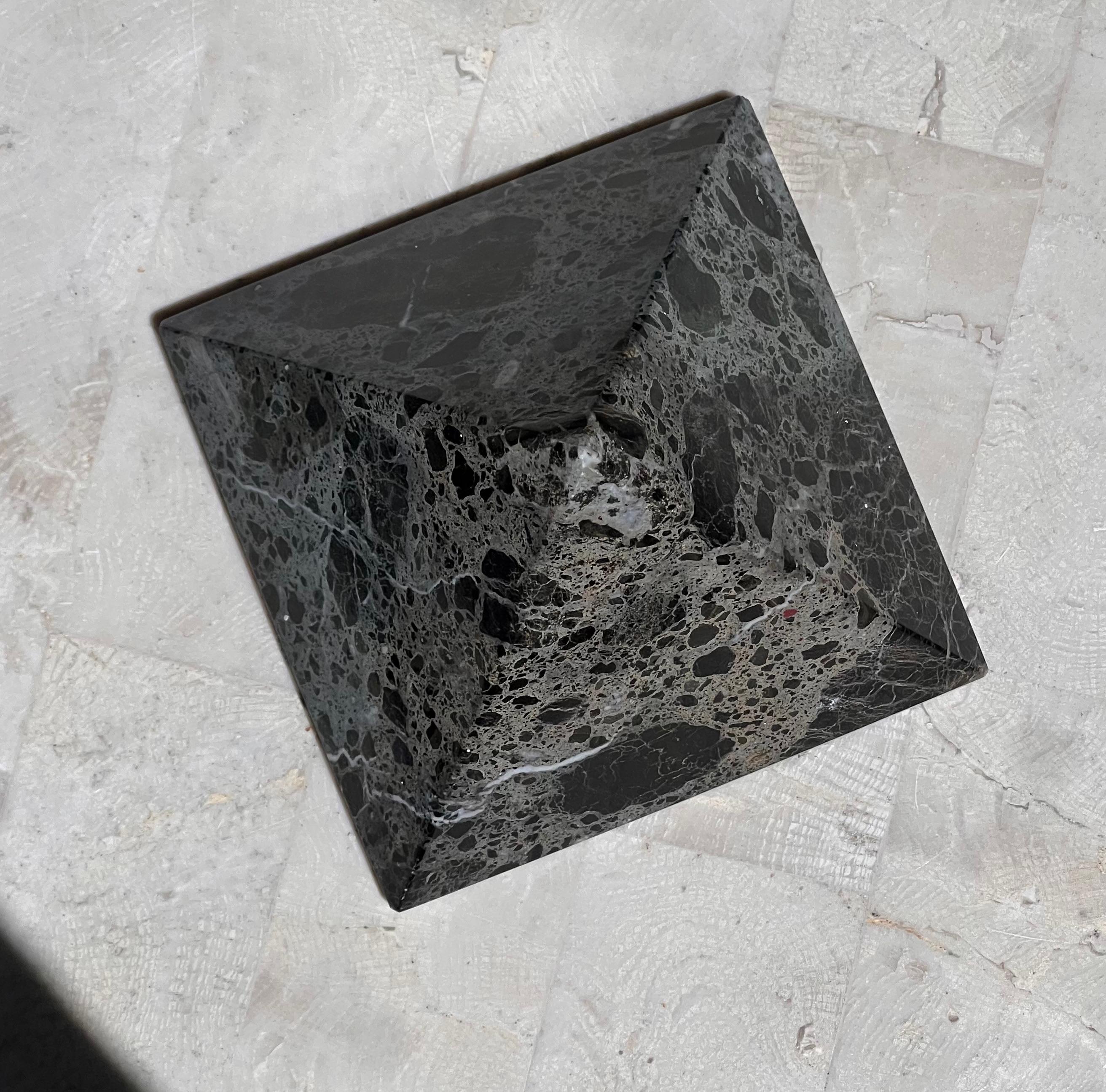 Hand-Carved A solid marble Pyramid sculpture, 20th century For Sale