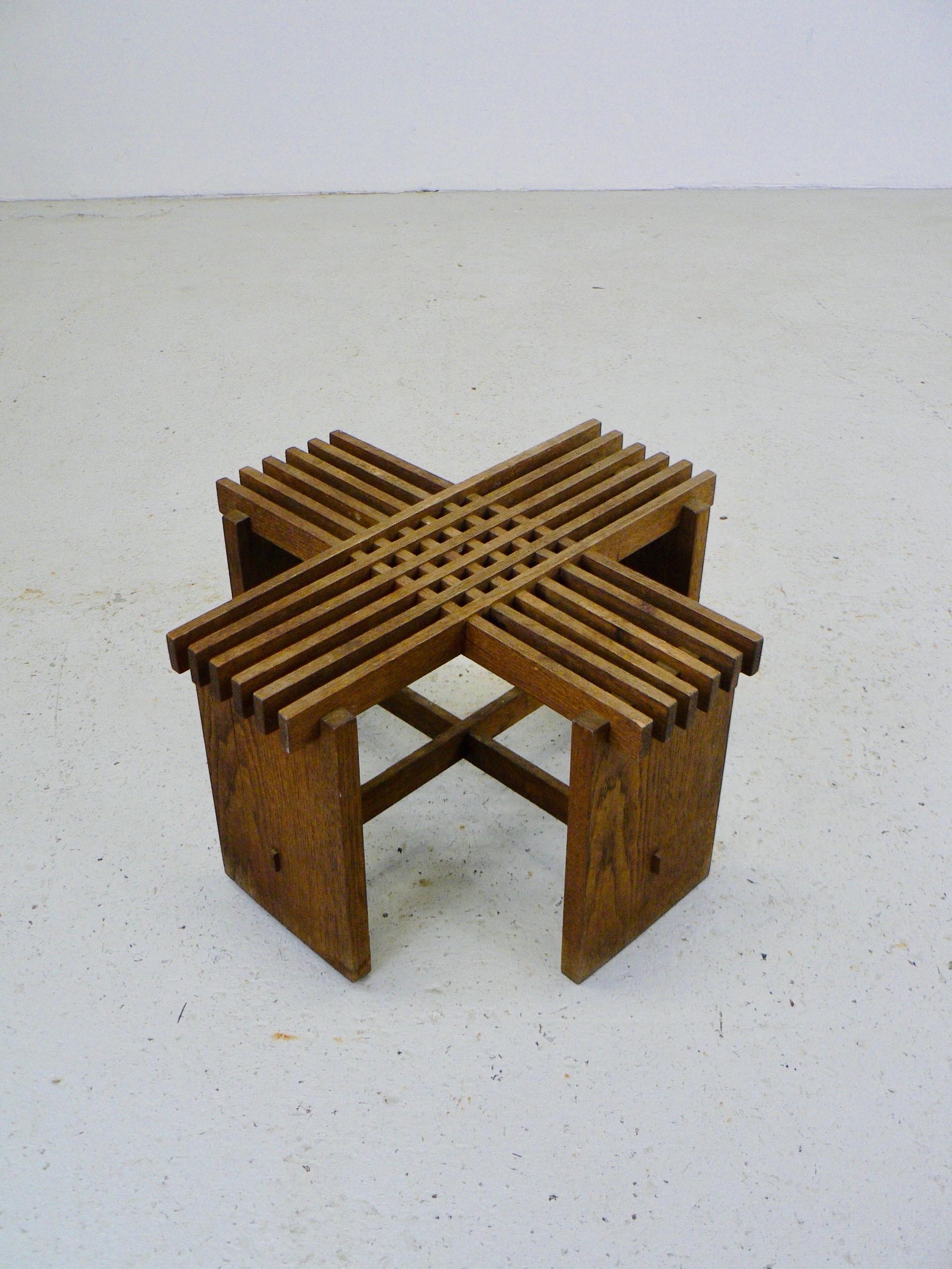 Arts and Crafts A solid oak stool or footrest - Art & crafts - 1930 - France. For Sale
