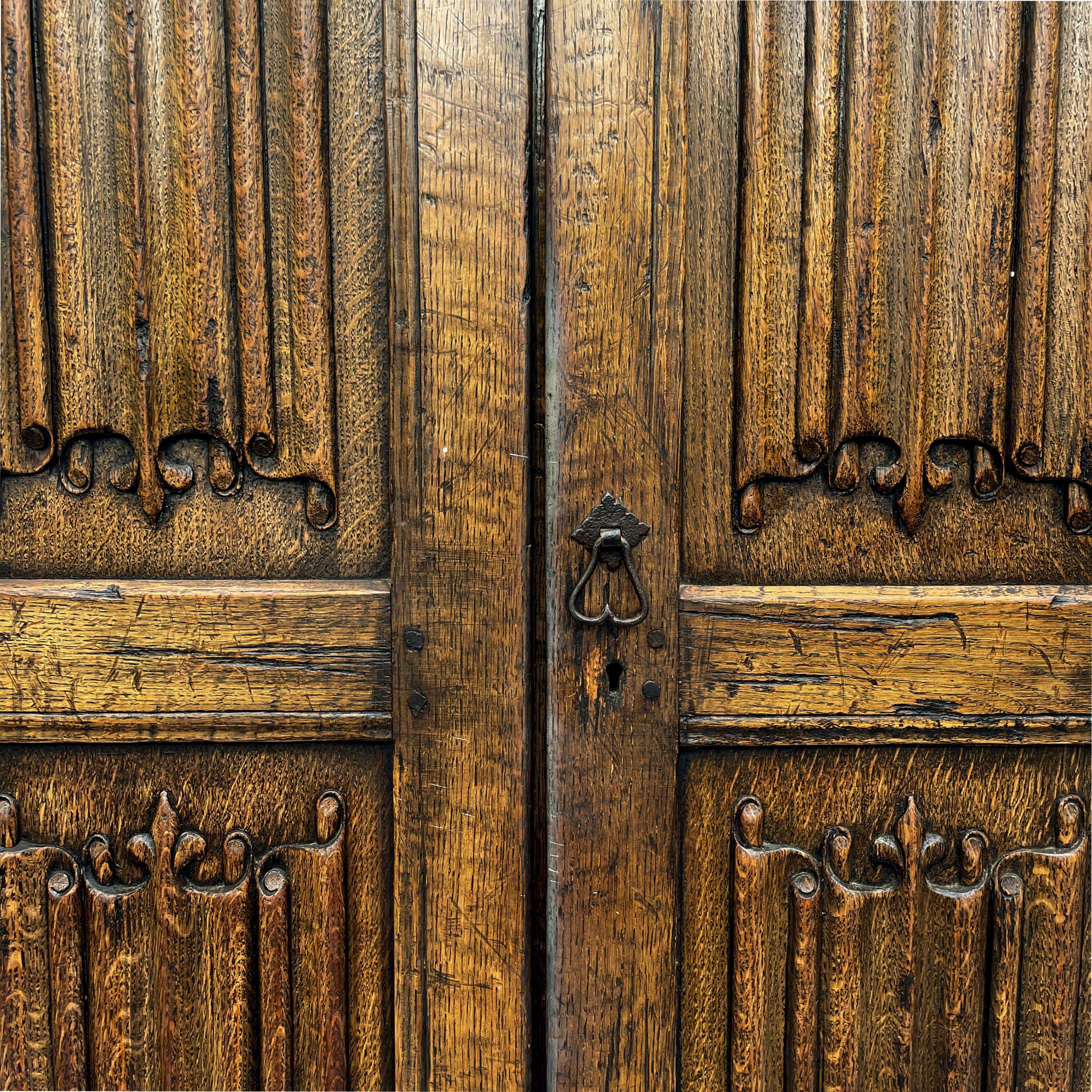 20th Century Solid Oak Wardrobe with Hand Carved Linenfold Panels, English, circa 1900