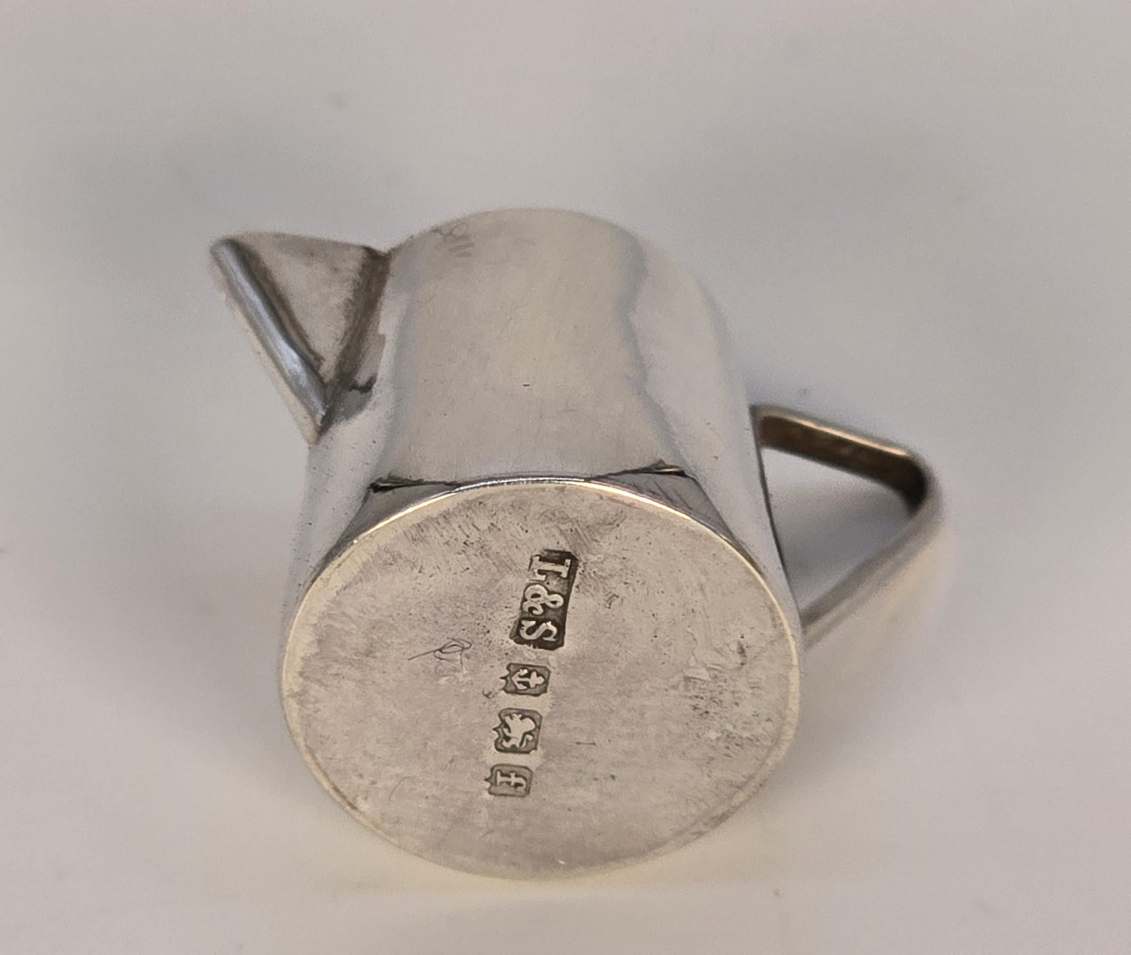 A solid silver miniature chocolate pot set, English made in 1905, Birmingham For Sale 7