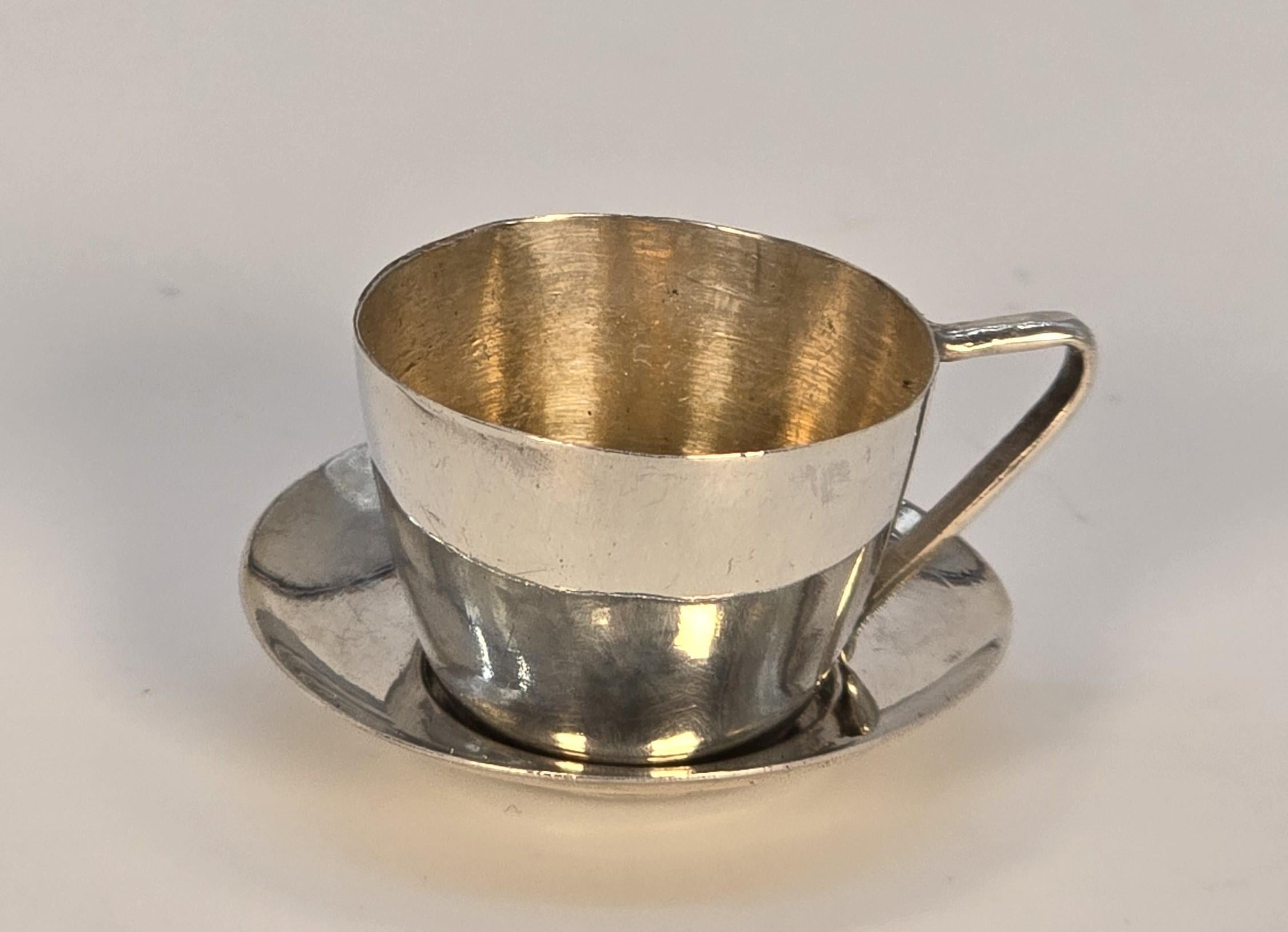 A solid silver miniature chocolate pot set, English made in 1905, Birmingham For Sale 8