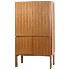 Solid Teak 'GR69' 4-Door Cabinet by Robert Heritage for Gordon Russell