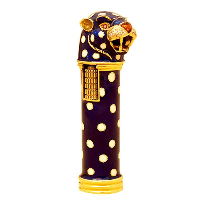 A Sophisticated Enamelled Gold Lighter by Frascarolo In Good Condition In New York, NY