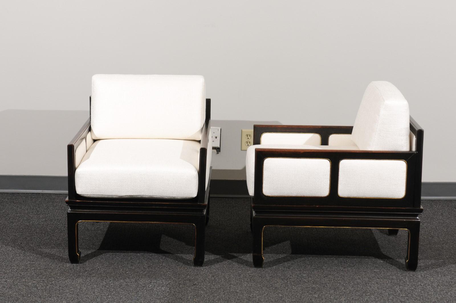 Sophisticated Restored Pair of Lounge Chairs by Baker Furniture, circa 1960 5
