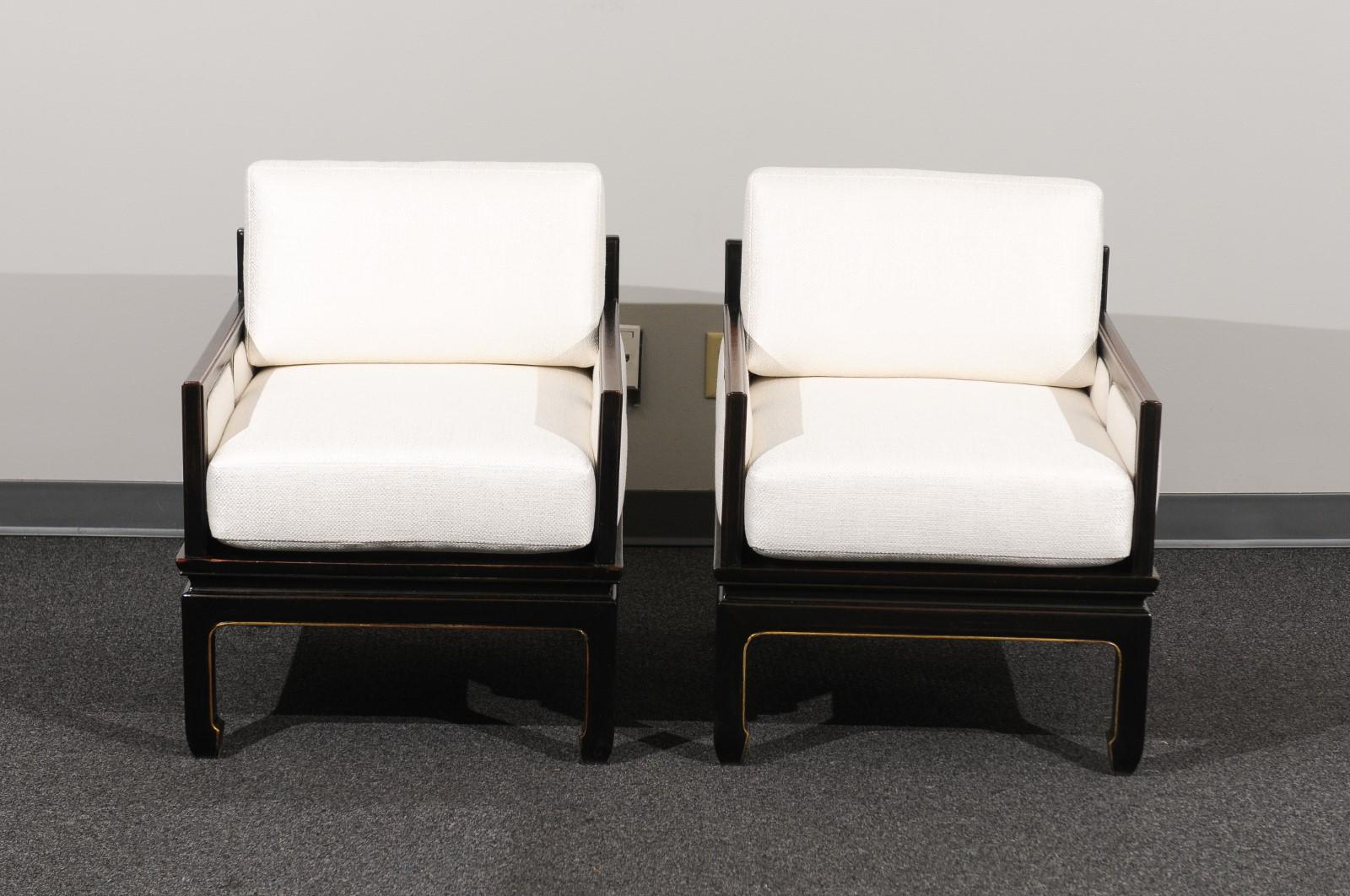 Sophisticated Restored Pair of Lounge Chairs by Baker Furniture, circa 1960 6