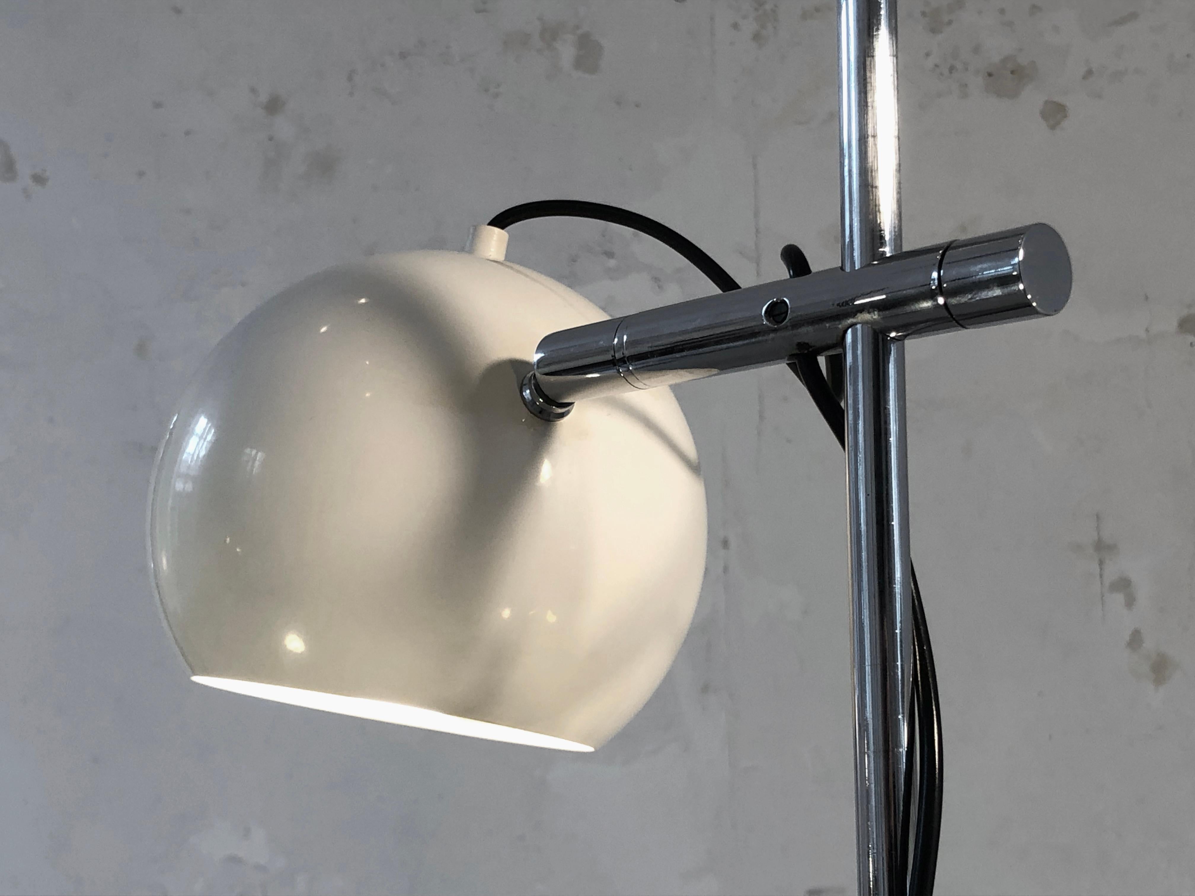 LÁMPARA DE PISO DE 2 LUCES DE LA ERA ESPACIAL Estilo ETIENNE FERMIGIER, Francia 1970 Era espacial en venta