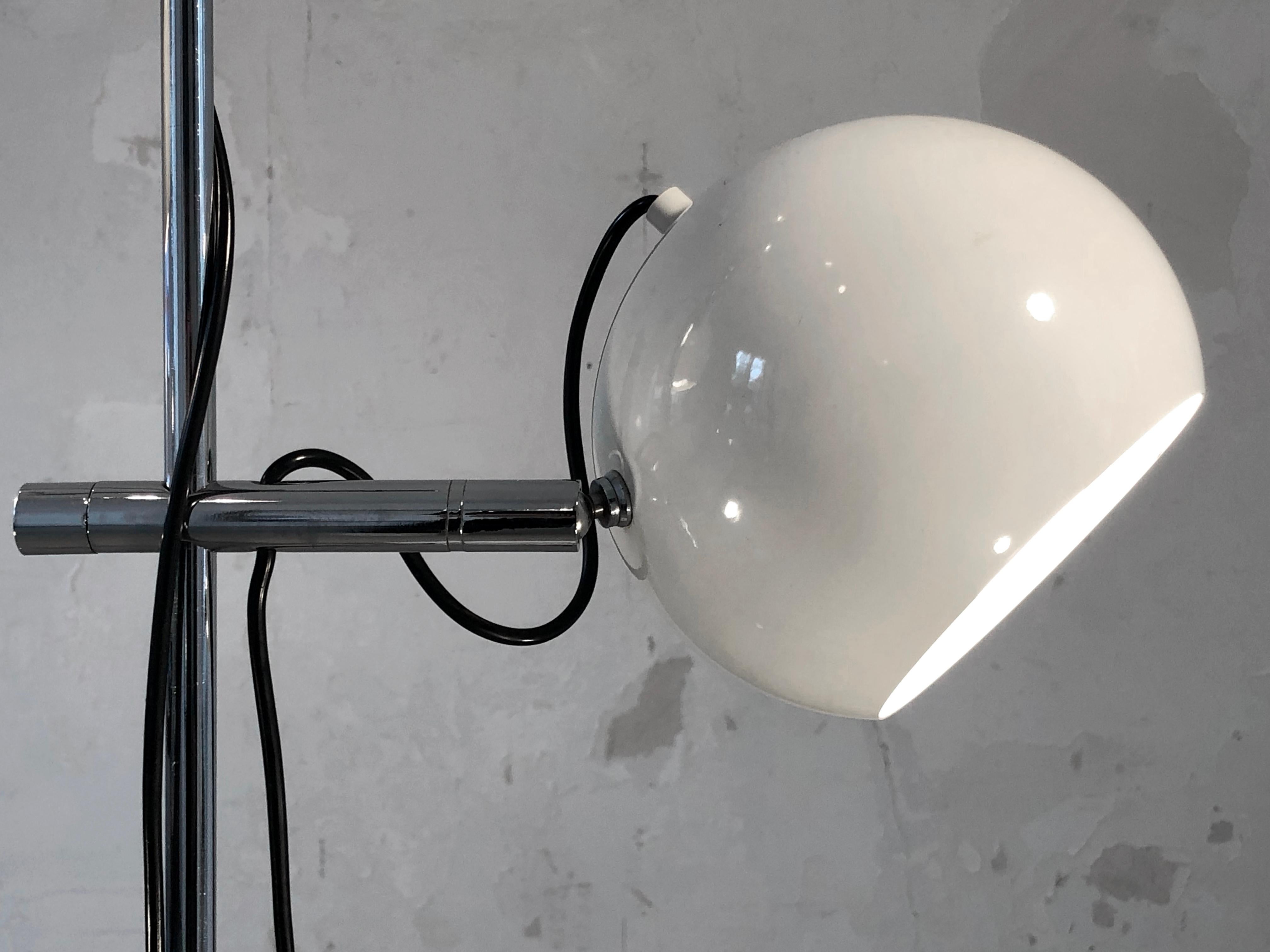 LÁMPARA DE PISO DE 2 LUCES DE LA ERA ESPACIAL Estilo ETIENNE FERMIGIER, Francia 1970 en Bueno estado para la venta en PARIS, FR