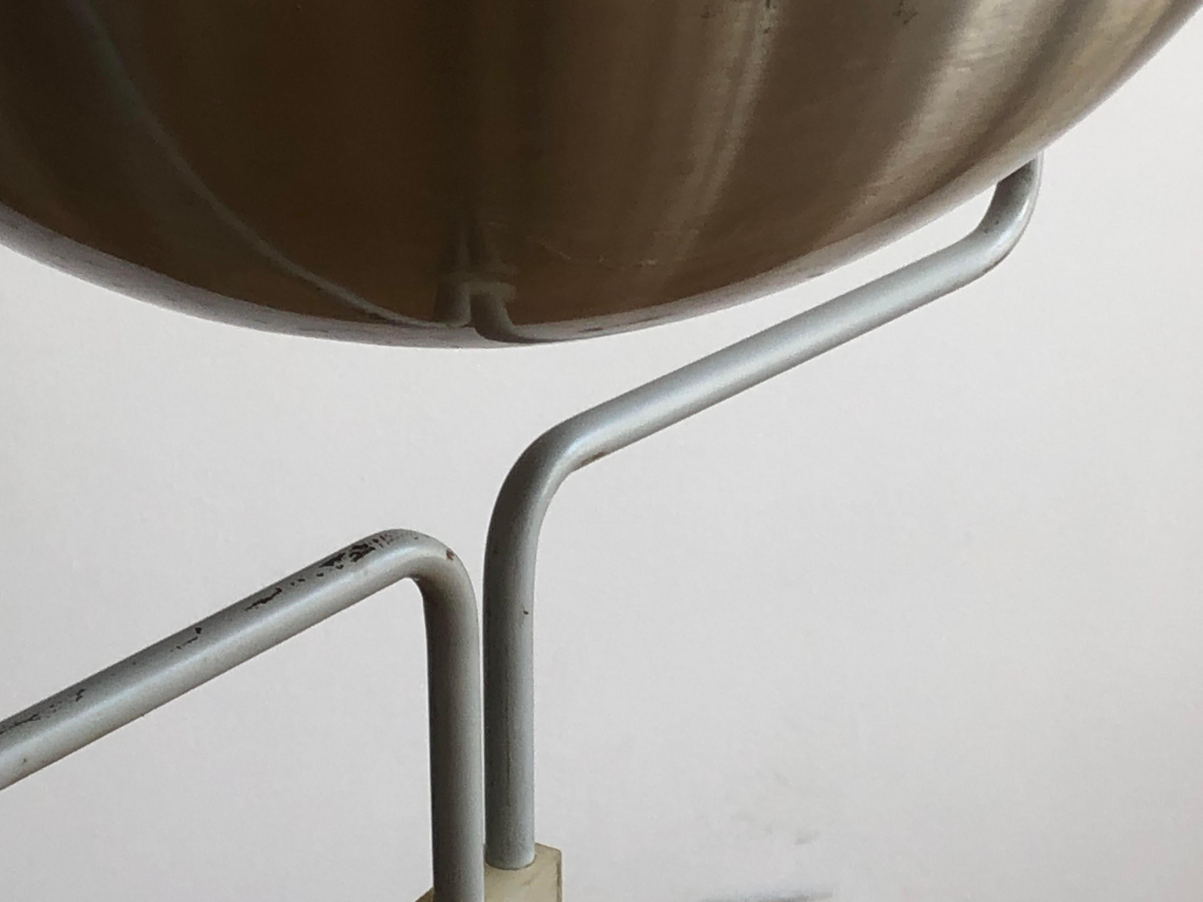 Néerlandais Un FLOOR LAMP SPACE-AGE « Eclipse » d'Eclipse par E.J. JELLES pour RAAK, Hollande 1964 en vente