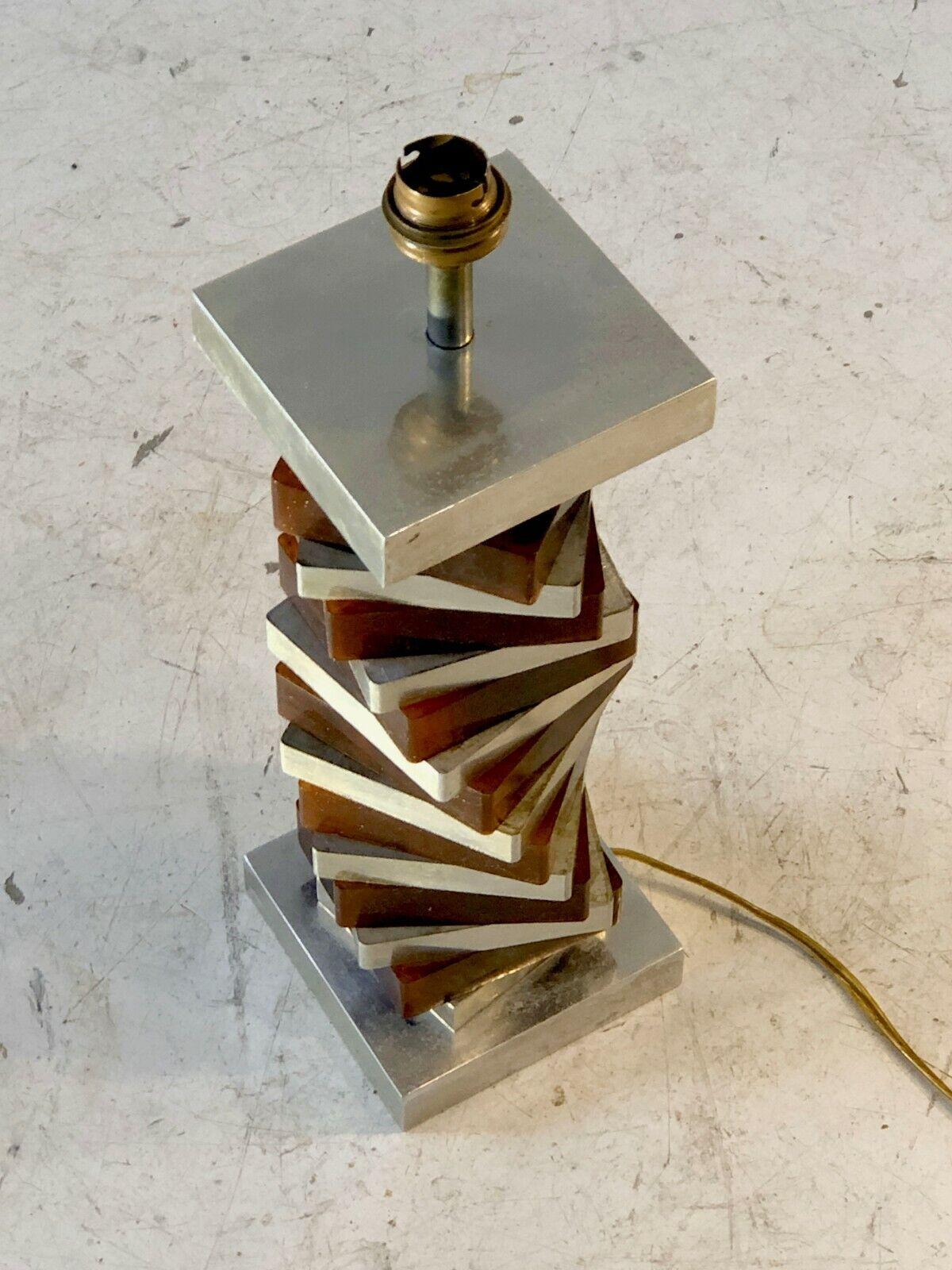 A SPACE-AGE helicoidal KINETIC TABLE LAMP, Frankreich 1970 (Mitte des 20. Jahrhunderts) im Angebot