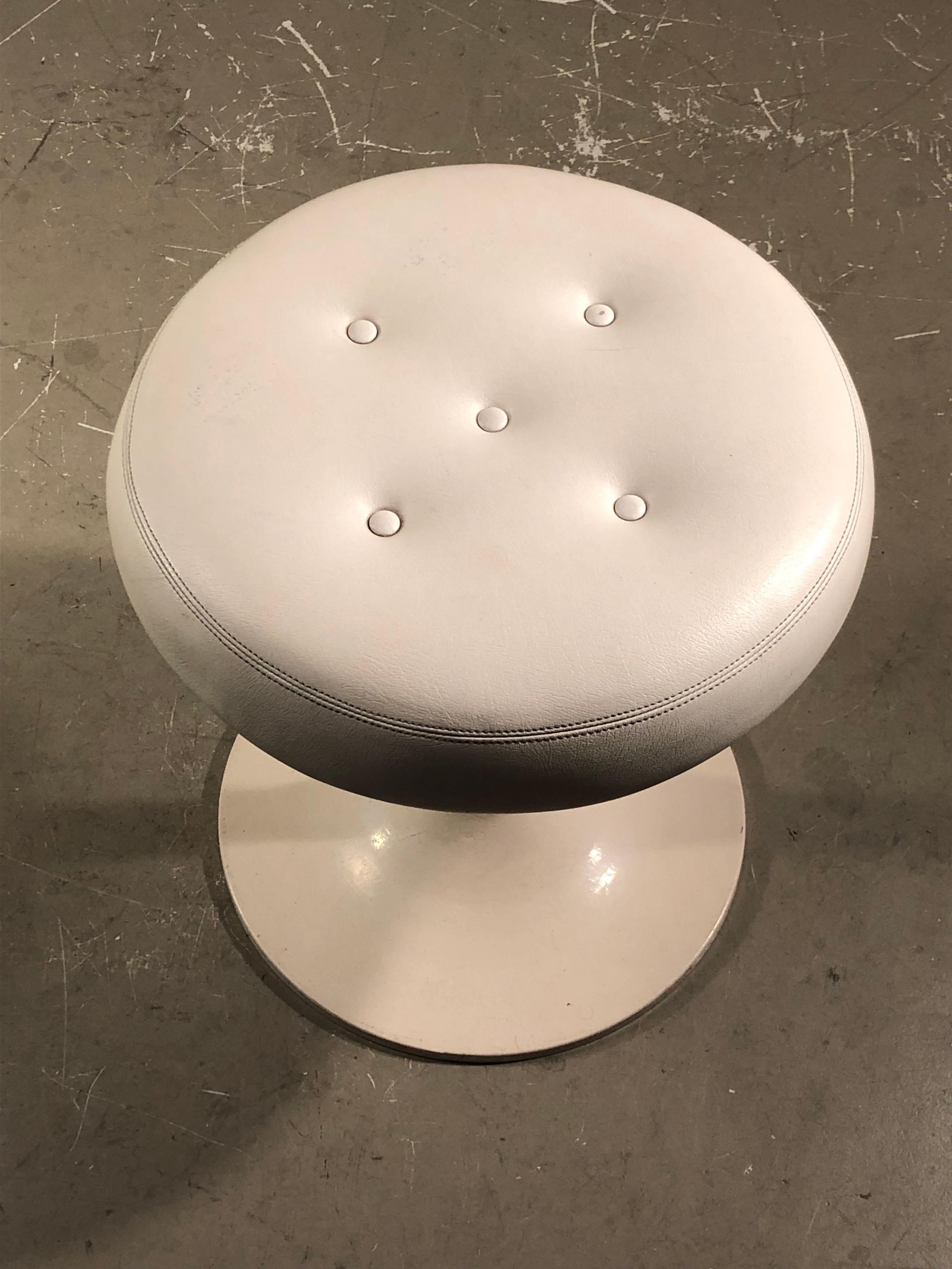 Minimalistischer SPACE-AGE-DRESSING-TABLE oder CONSOLE von PIERRE VANDEL, Frankreich, 1970 im Angebot 9