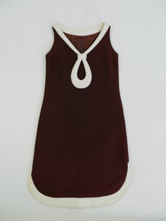 A Space Age Pierre Cardin Vestido de punto chocolate Circa 1970/1975