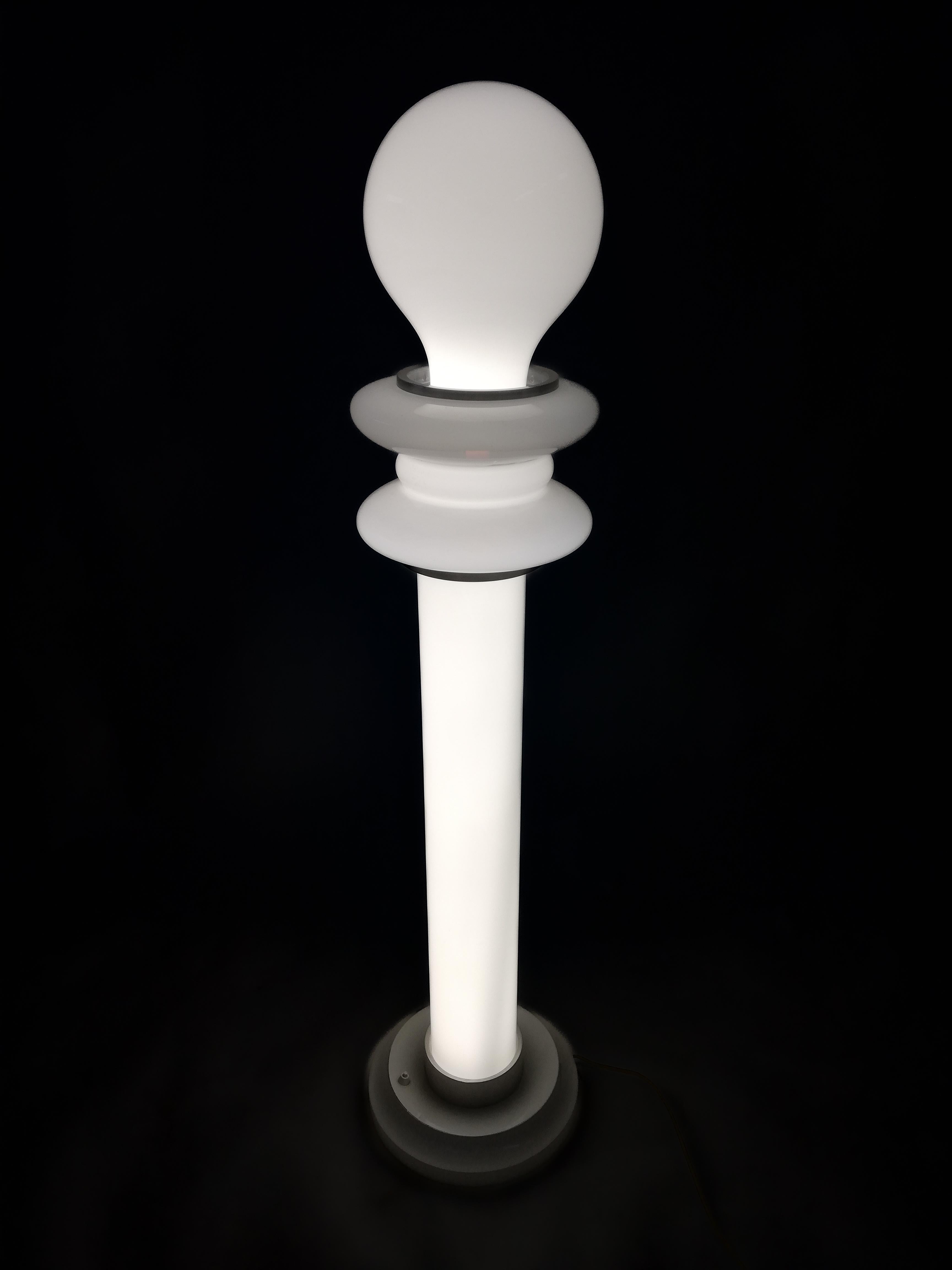 Space Age White Opaline Floor Lamp in the Style of Carlo Nason, Italy, 1970s For Sale 8