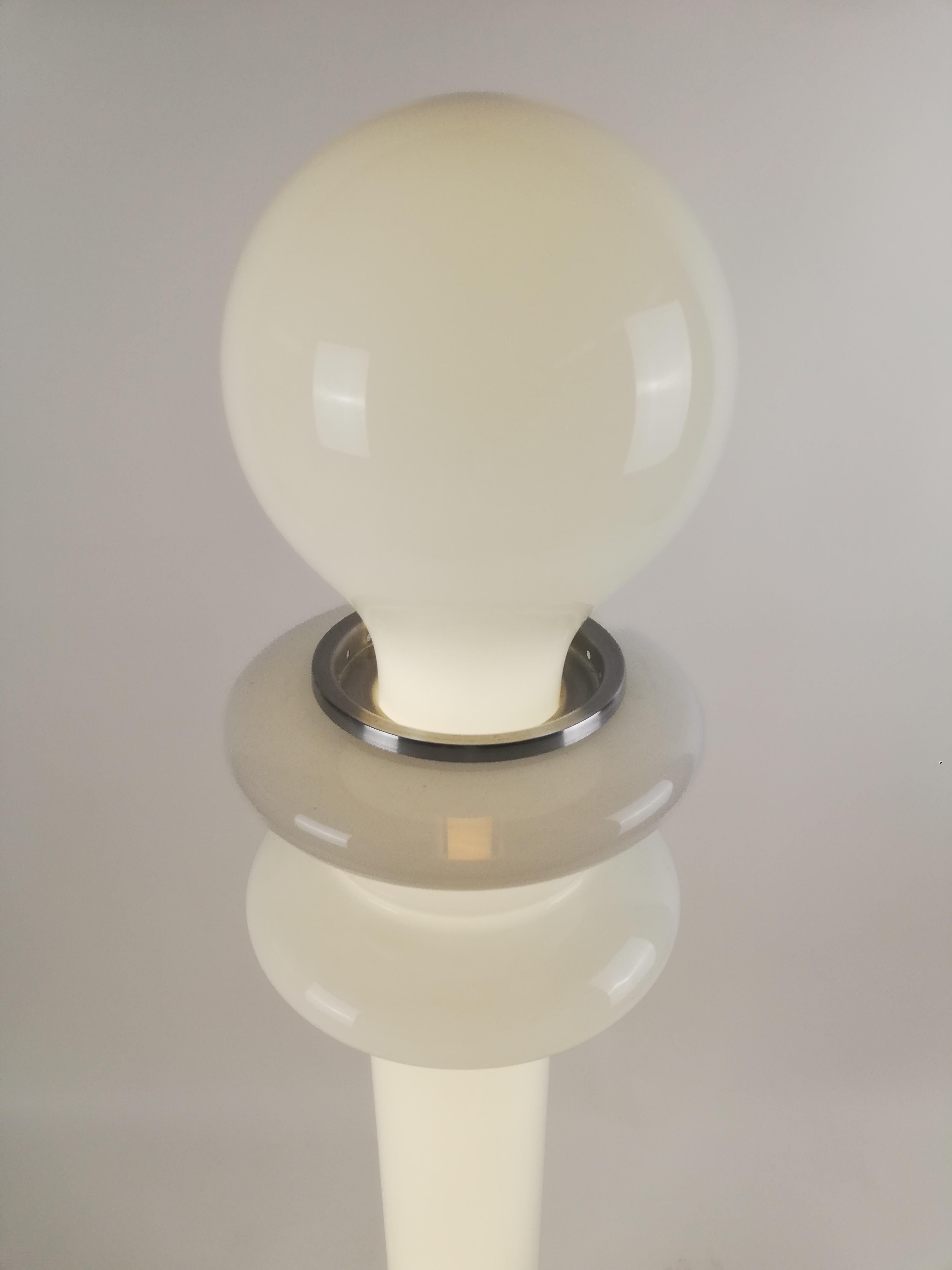 Space Age White Opaline Floor Lamp in the Style of Carlo Nason, Italy, 1970s For Sale 10