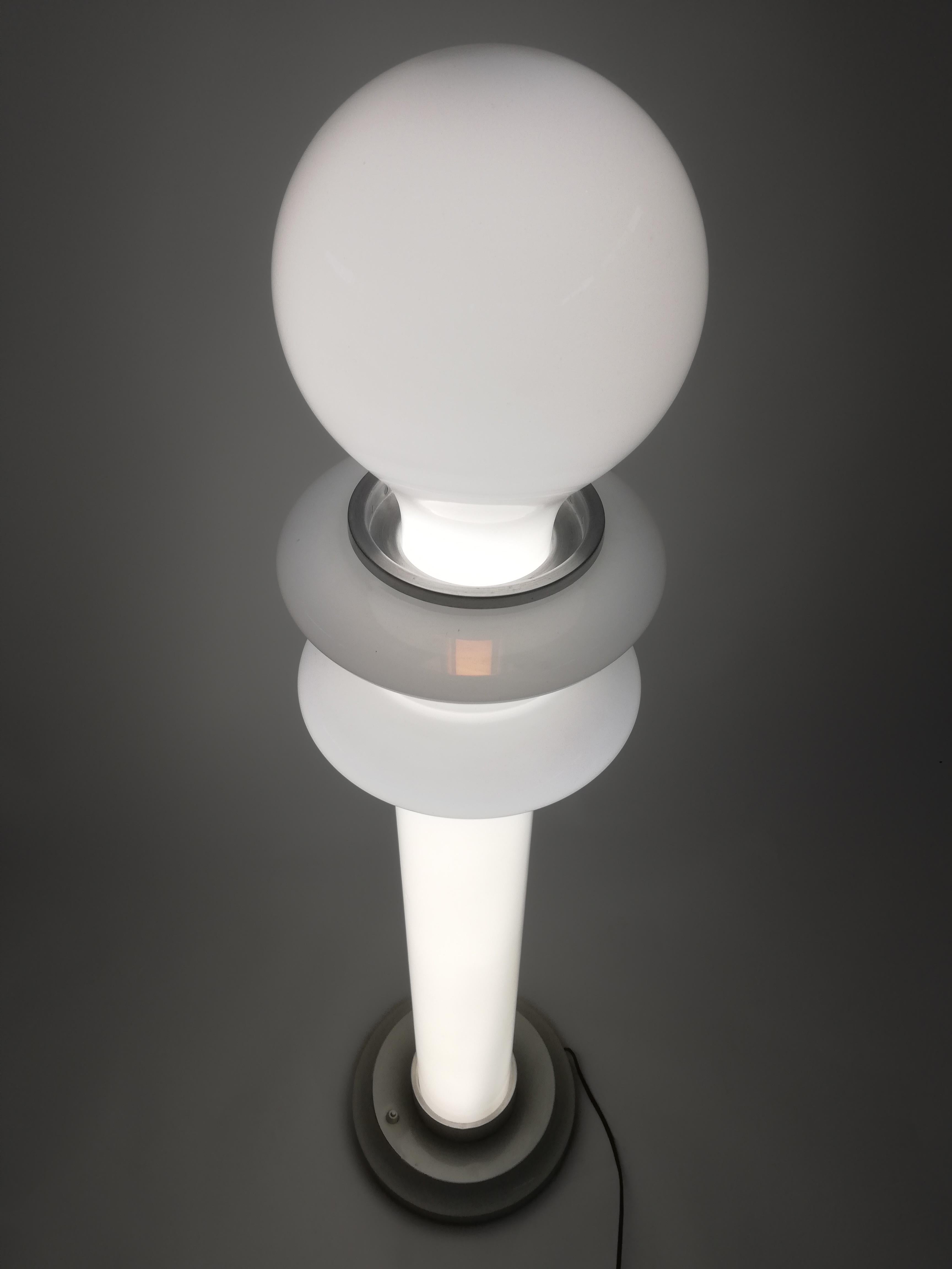 Space Age White Opaline Floor Lamp in the Style of Carlo Nason, Italy, 1970s For Sale 11