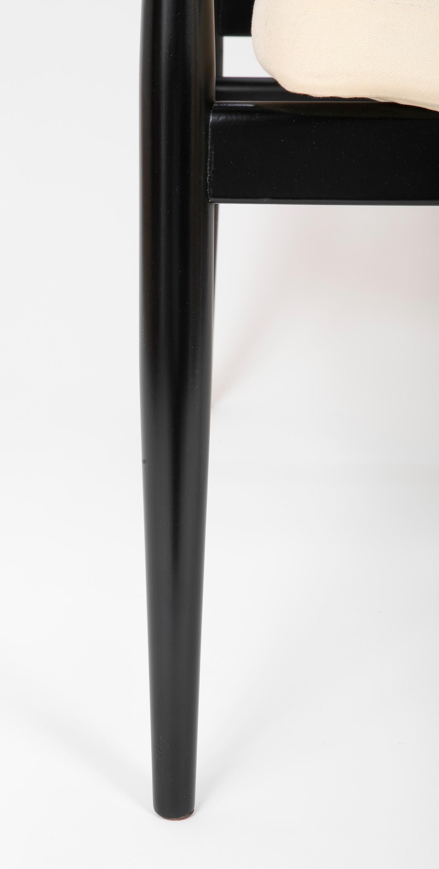 Spade Chair Designed by Finn Juhl 3