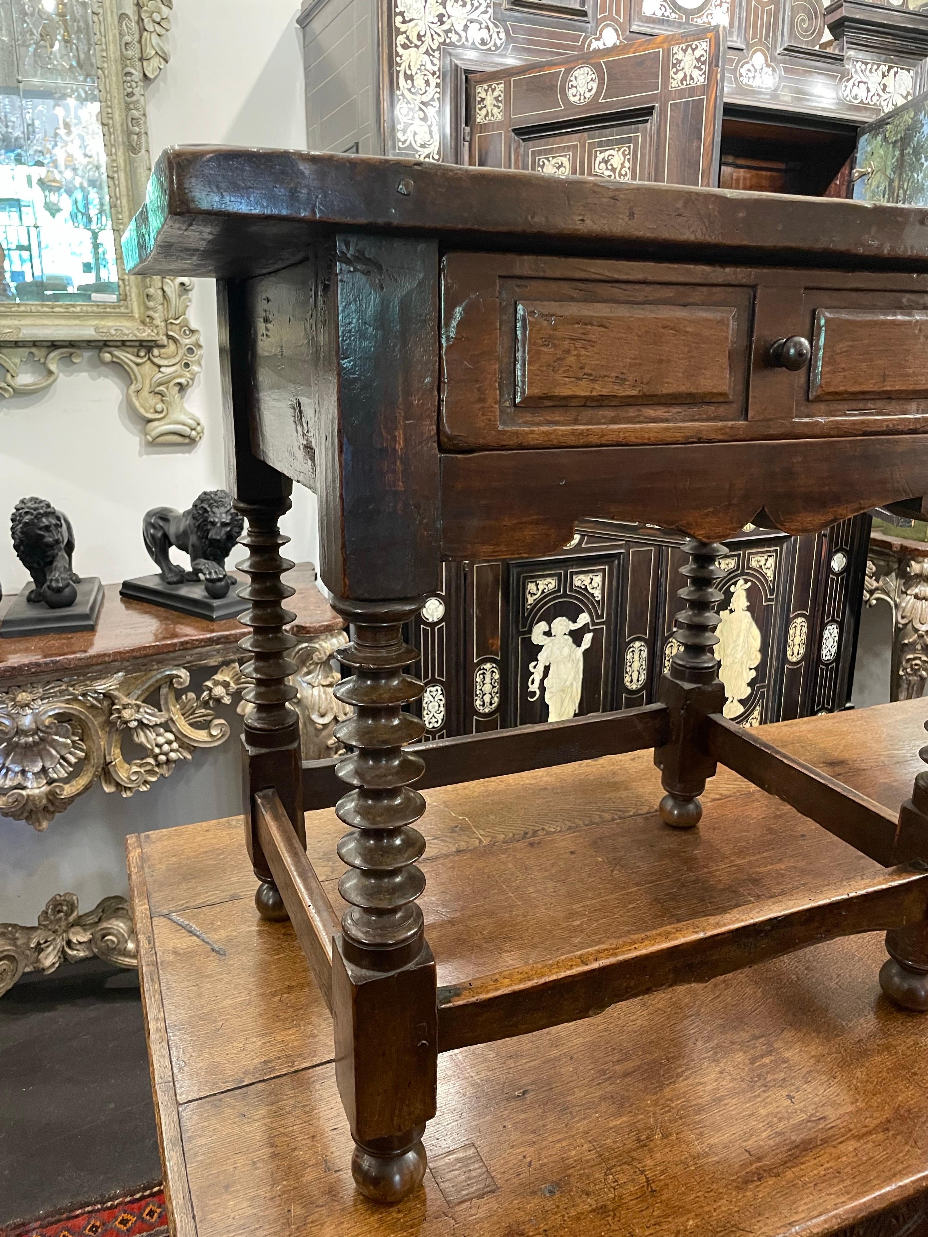 A Spanish 17th Century Style Walnut Side Table, 19th Century For Sale 1
