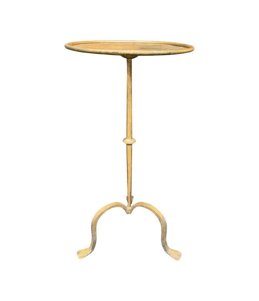 Table à martini espagnole en fer forgé doré des années 1950 2
