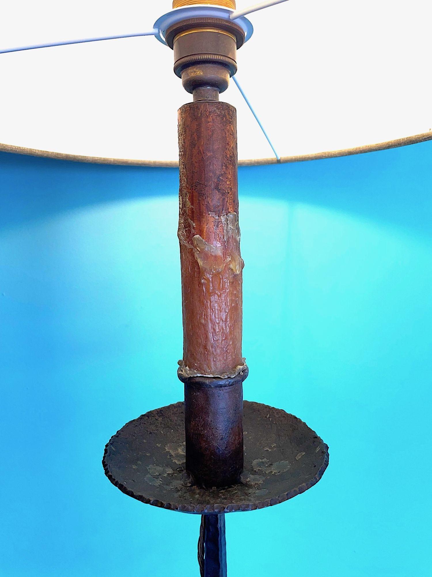 A Spanish 1950s wrought iron floor lamp For Sale 2
