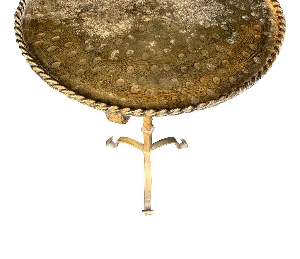 Tavolo da martini spagnolo degli anni '50 in ferro battuto e dorato in vendita 11