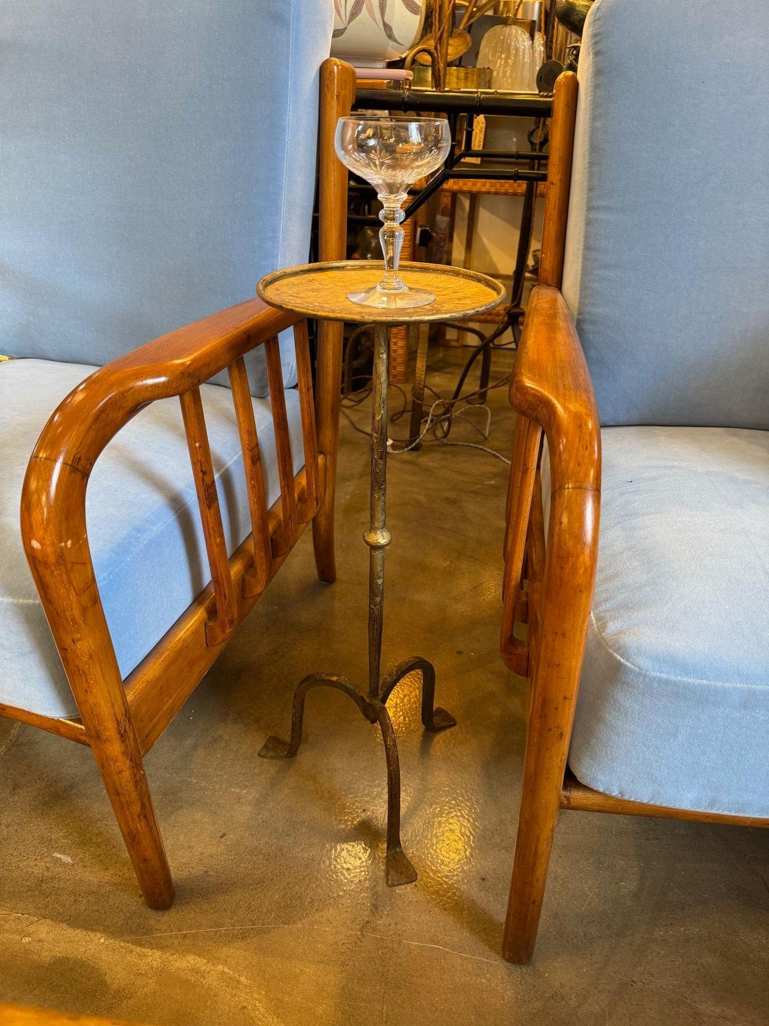 Tavolo da martini spagnolo degli anni '50 in ferro battuto e dorato In condizioni buone in vendita a London, GB