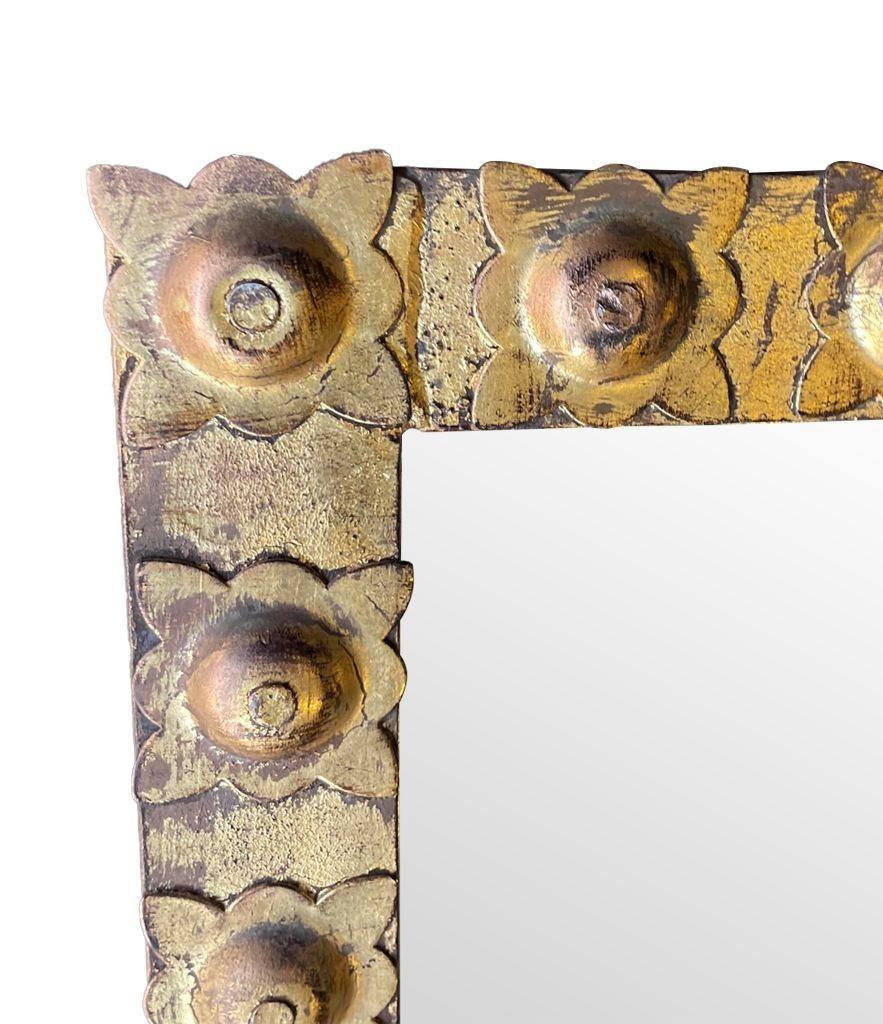 Mid-Century Modern Miroir espagnol des années 1950 en fer forgé avec cadre floral décoratif en vente