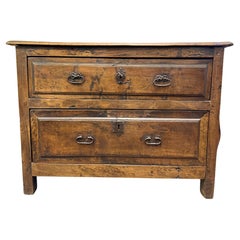 Commodes and Chests of Drawers