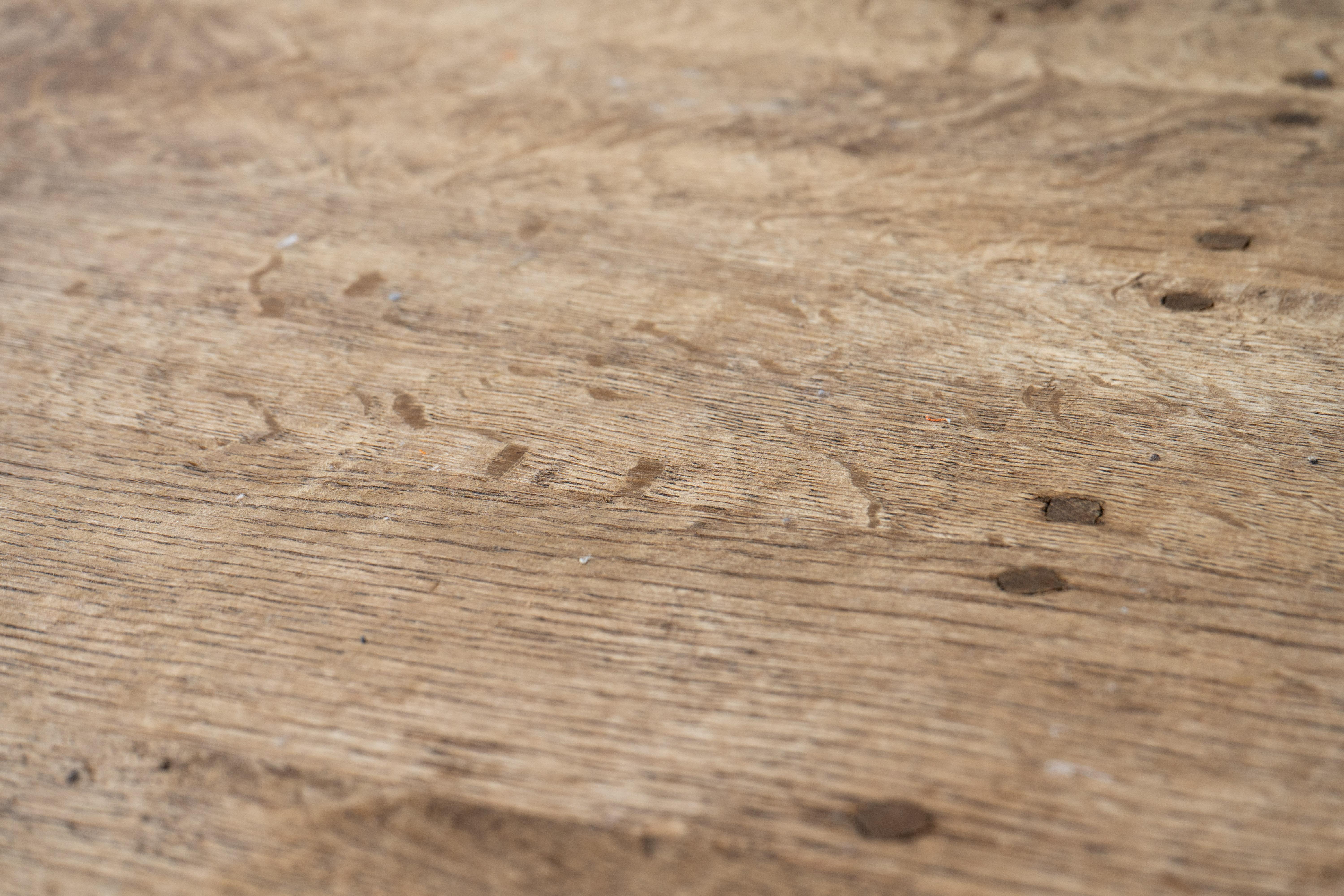 Table en bois de chêne des fermiers espagnols Bon état - En vente à Chicago, IL