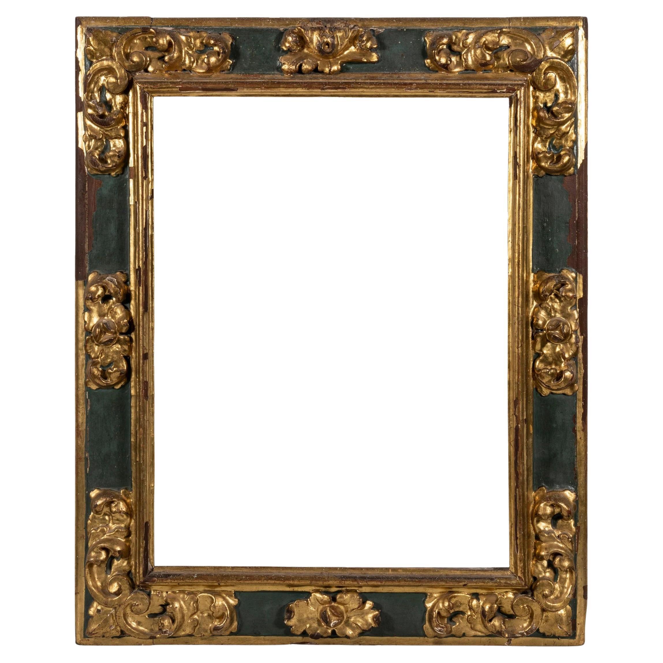 Un cadre espagnol doré et polychrome, 18ème siècle en vente