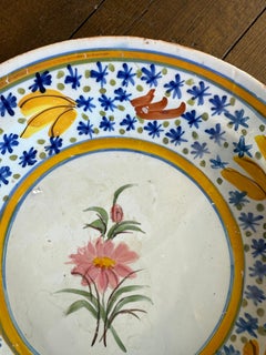 Piatto in terracotta policroma spagnola, XIX secolo