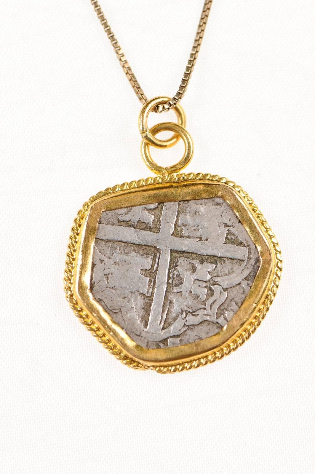 Spanish Silver Cob Coin circa 1500s Set in Rope Accented 22 Karat Gold Bezel For Sale 2