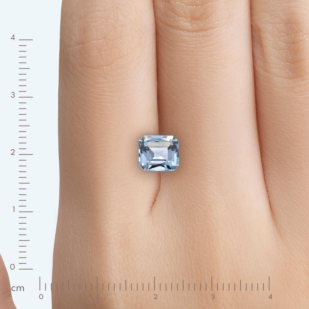 Sparkling Flawless 2.11 Carat Blue Spinel Lotus Certified No Heat For Sale 2