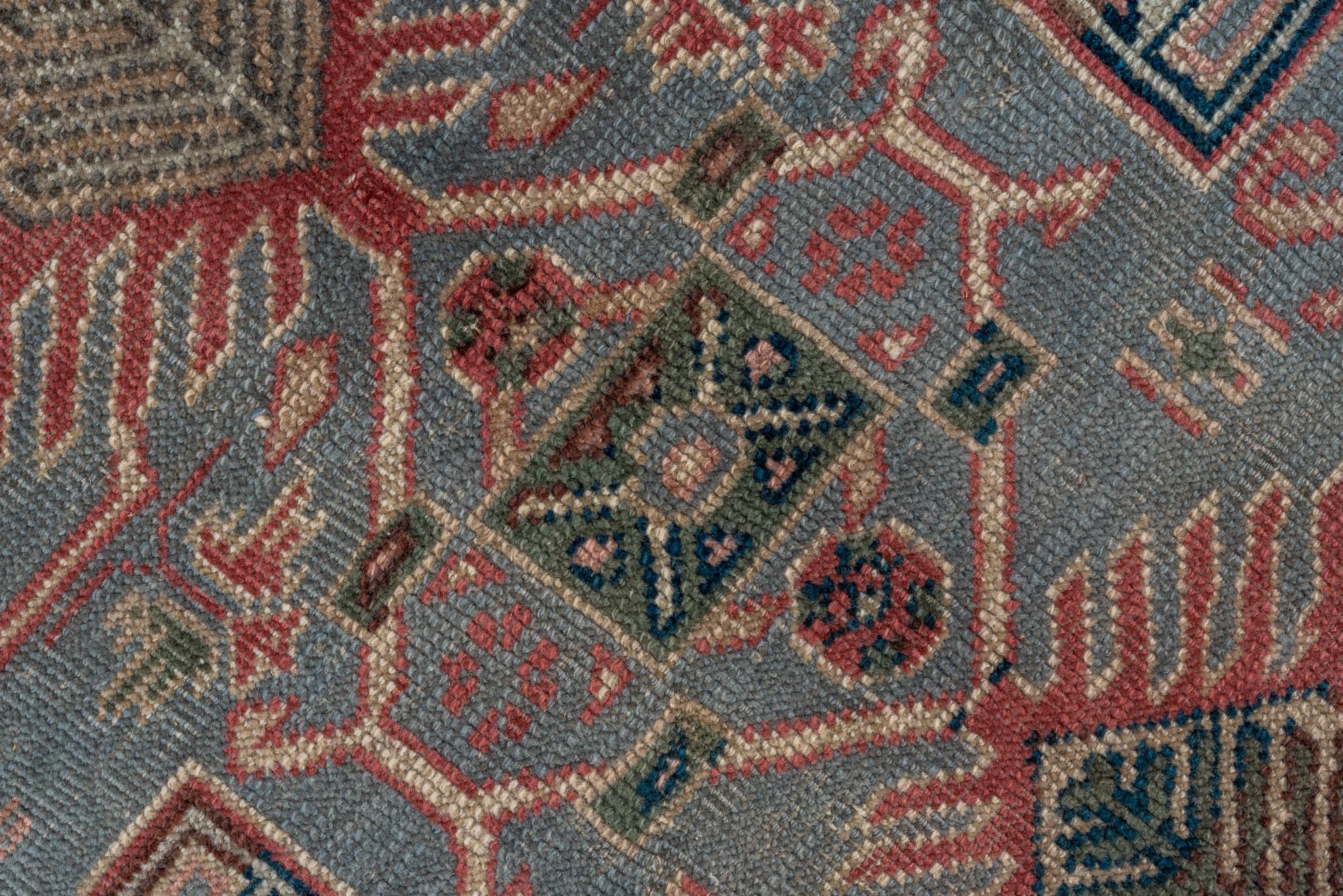 A Sparta Rug circa 1930 In Good Condition For Sale In Philadelphia, PA