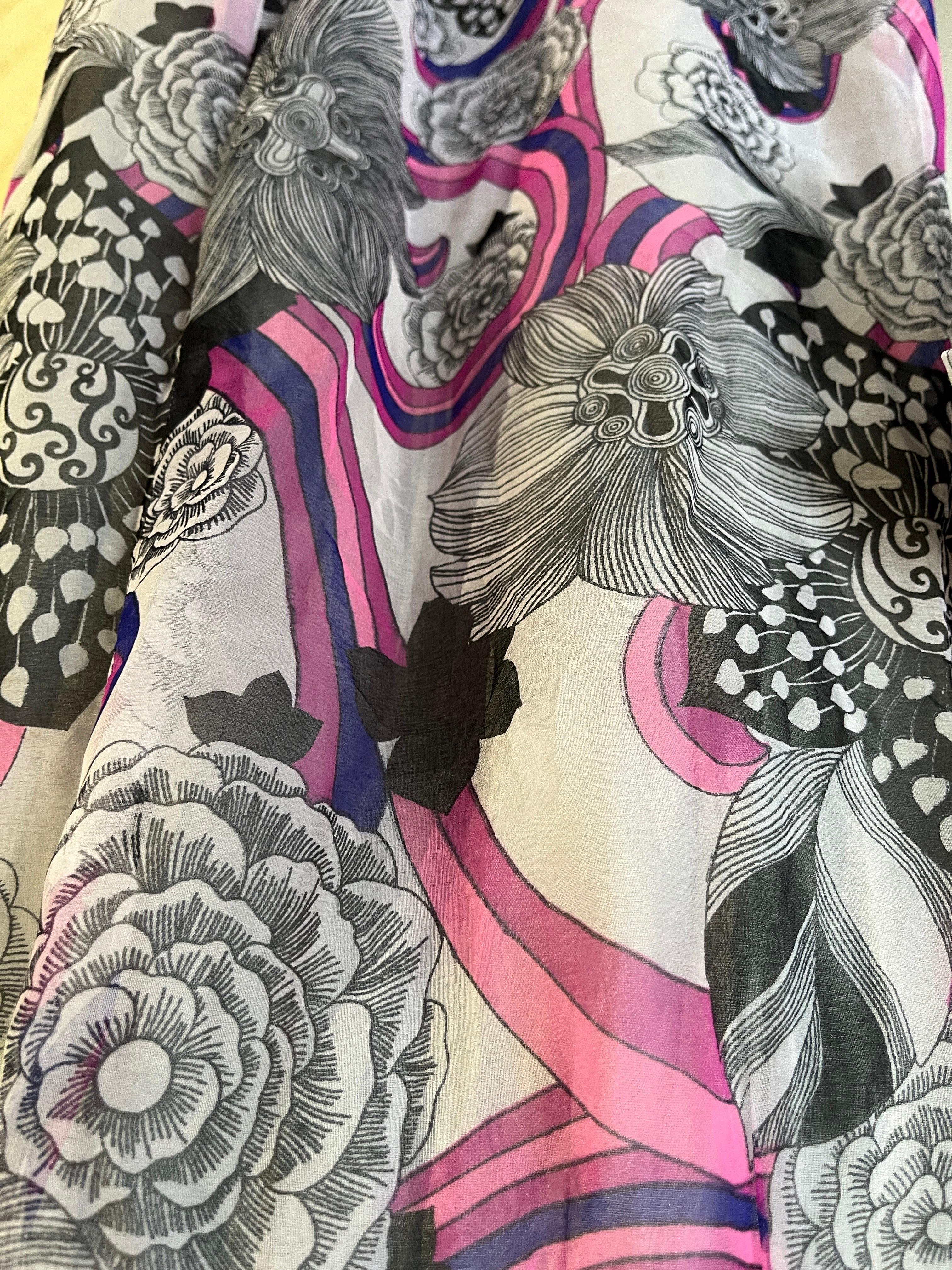 A spectacular vintage 1970’s patterned long evening dress For Sale 6