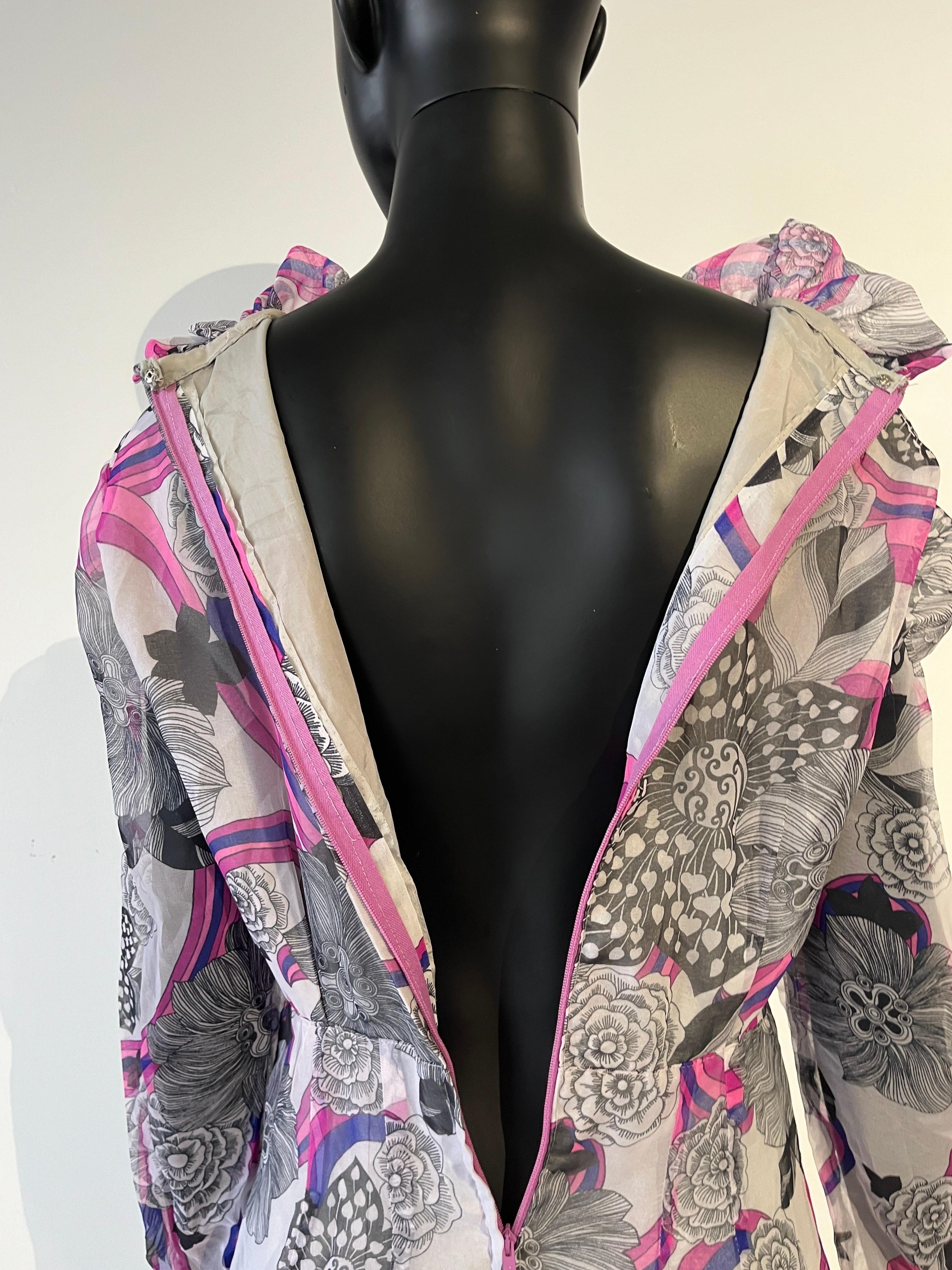 A spectacular vintage 1970’s patterned long evening dress For Sale 4