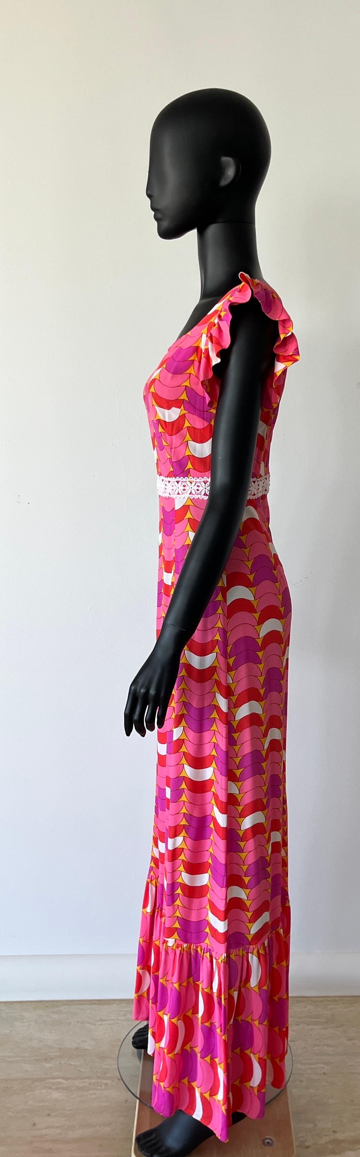 A spectacular vintage 1970’s patterned long evening dress with lace detail and f 2