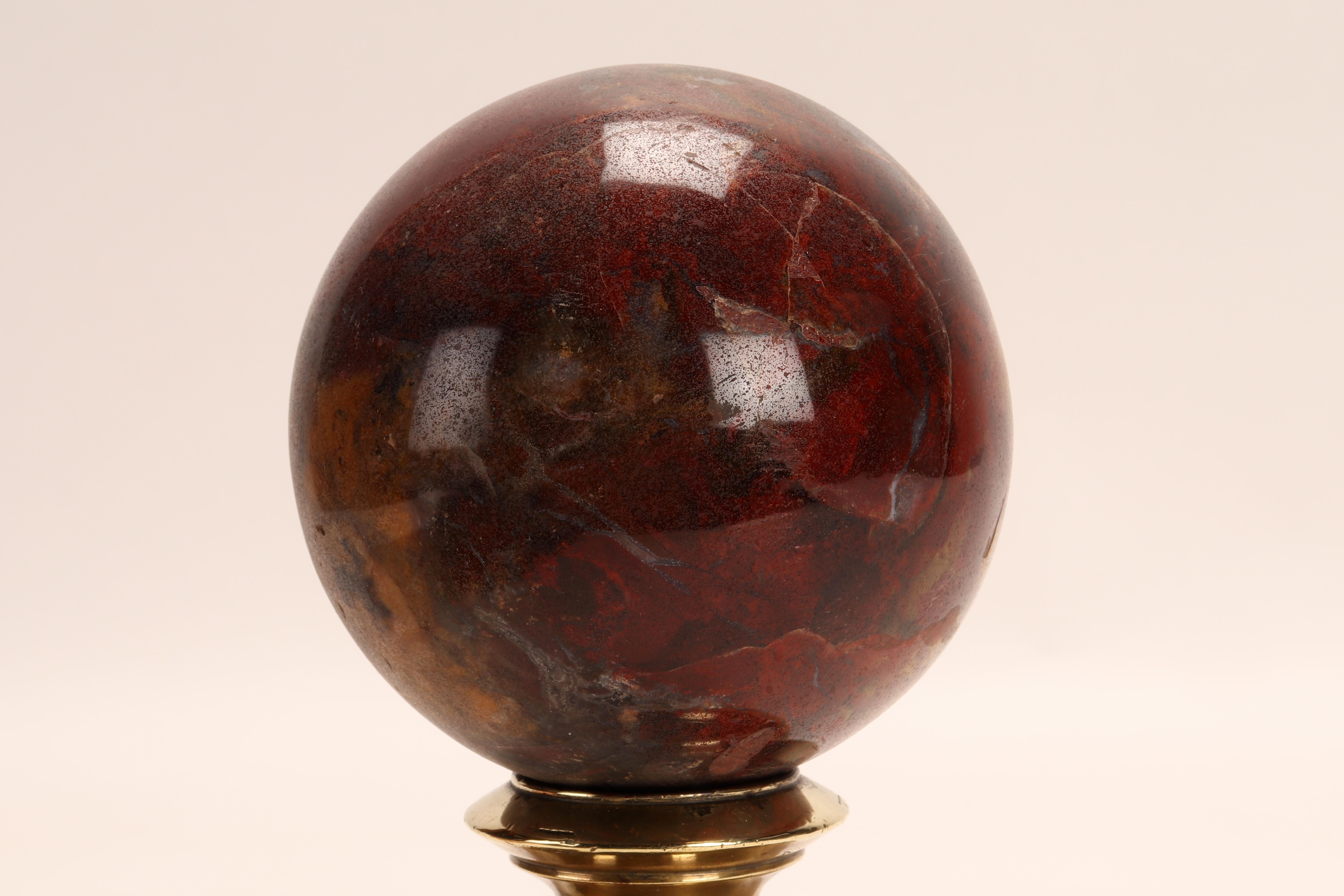 Sphere of Red Jasper, Italy, 1870 In Good Condition For Sale In Milan, IT