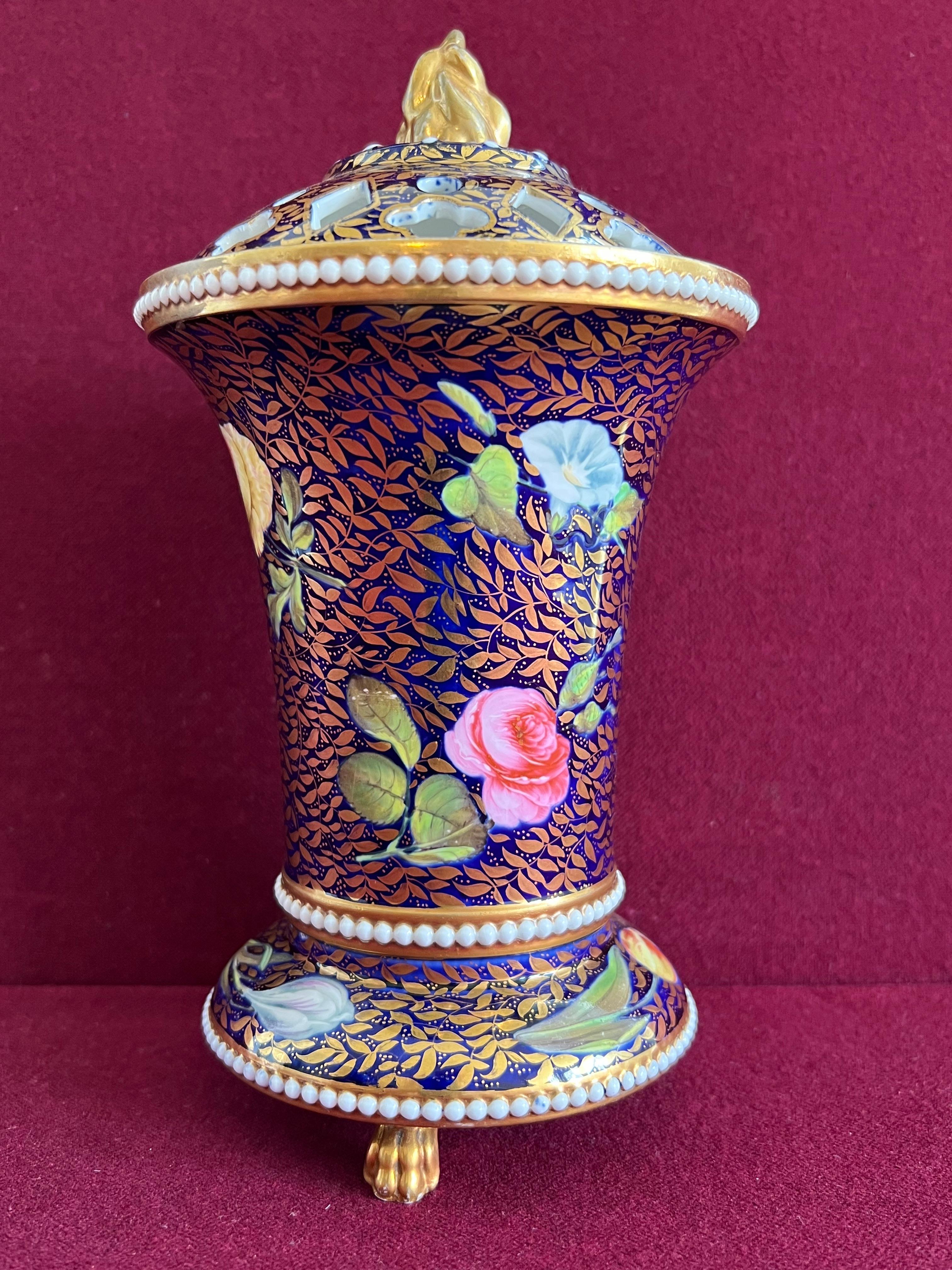 English Spode Porcelain Beaded Pot Pourri Vase C.1820-1825 For Sale