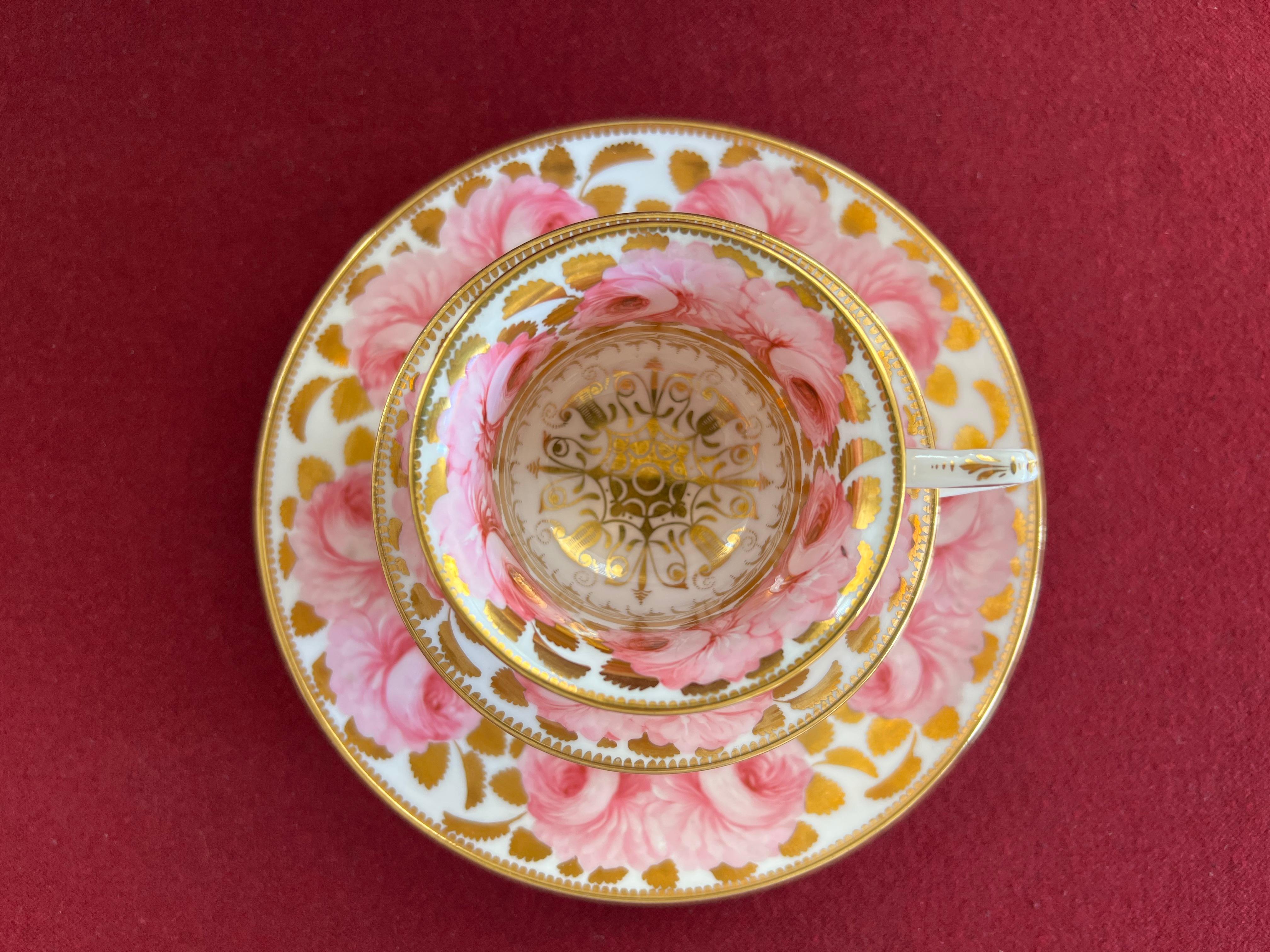 Spode Porcelain Trio Decorated in Pattern 3614 c.1820 For Sale at 1stDibs
