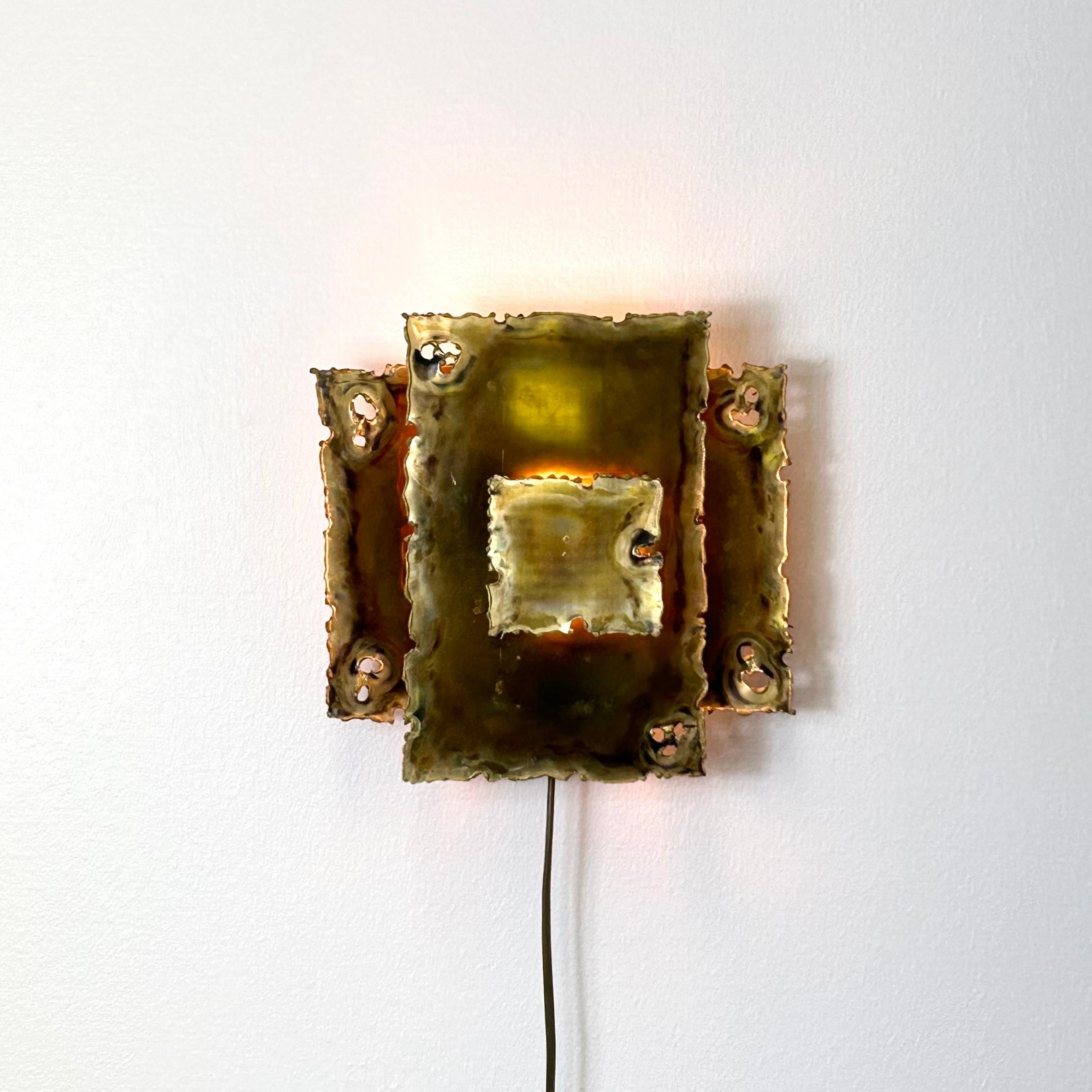 Brutalist A Square Brass Wall Lamp by Svend Aage Holm Sorensen, 1960s, Denmark For Sale
