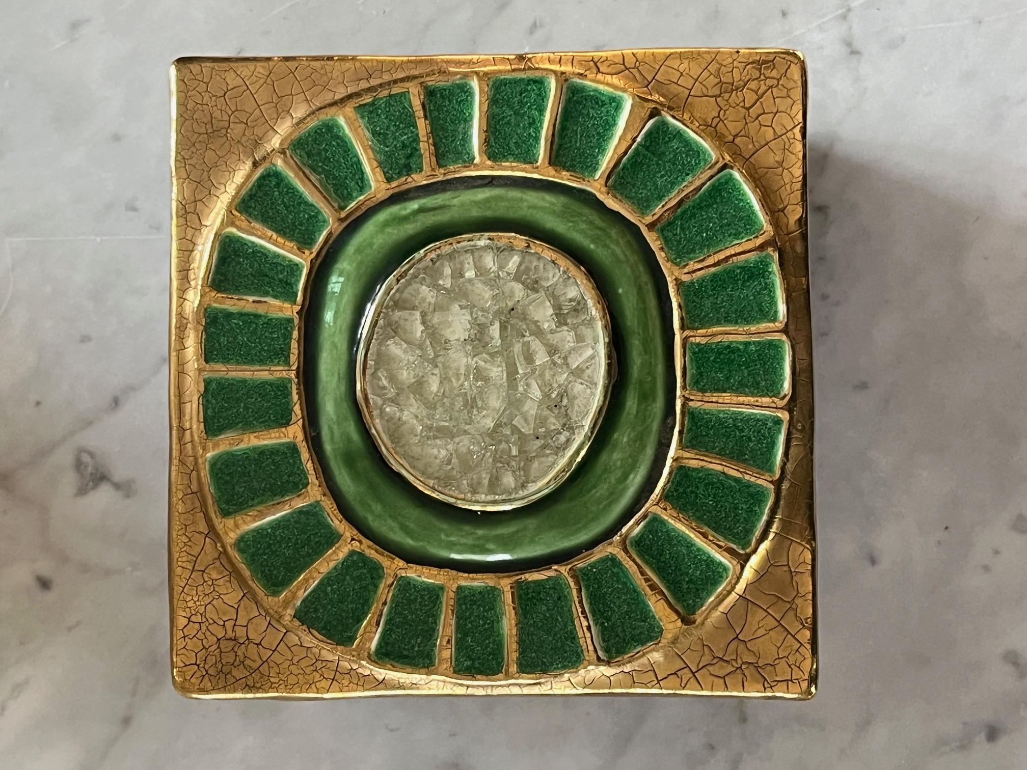 Square ceramic lid box, model 